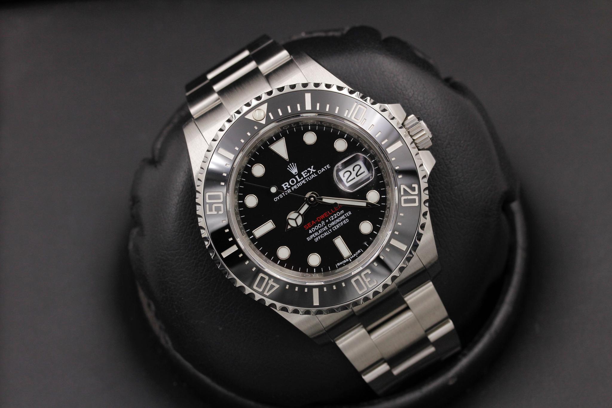 Watch Image 10
