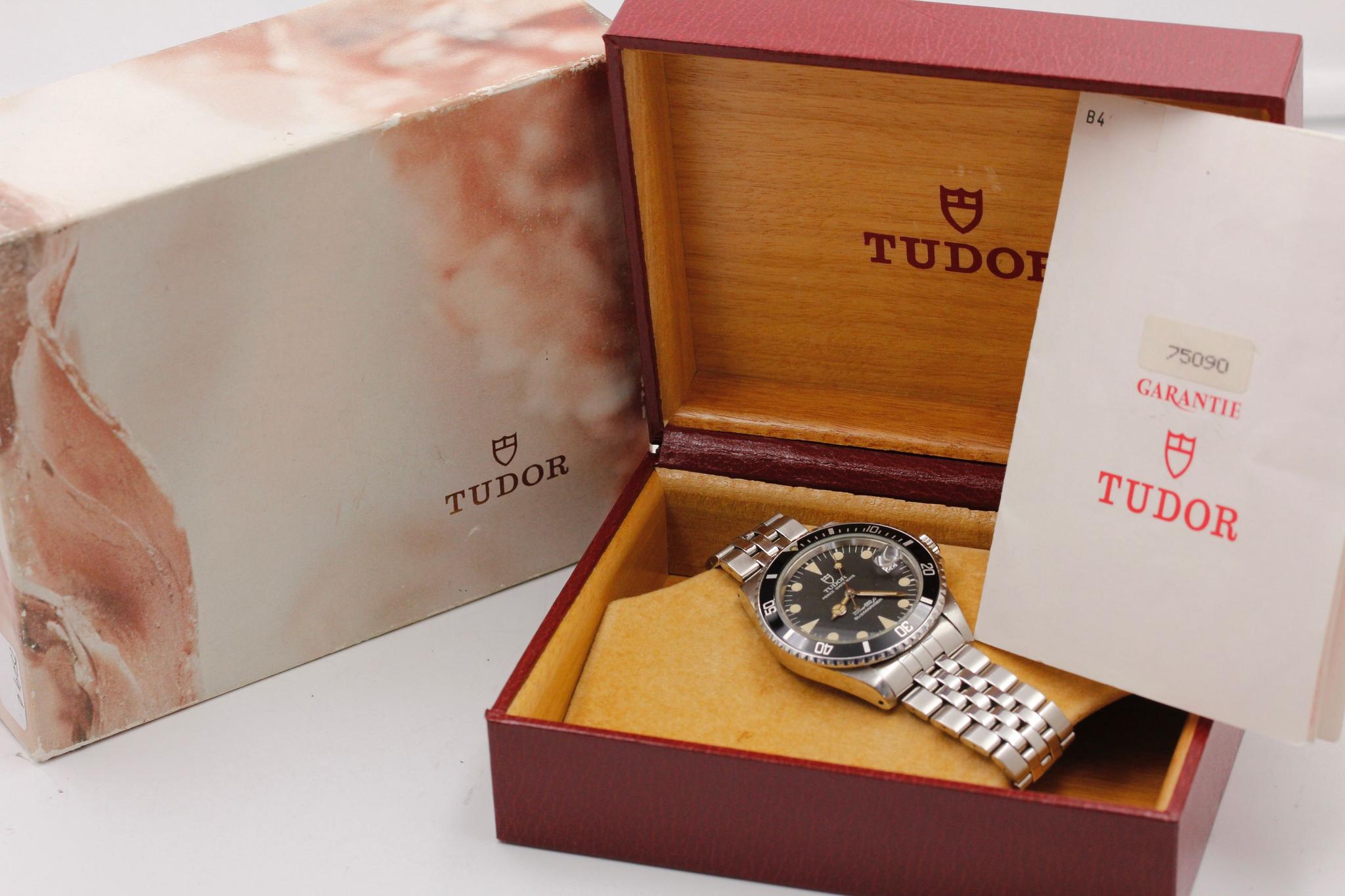 Watch Image 14