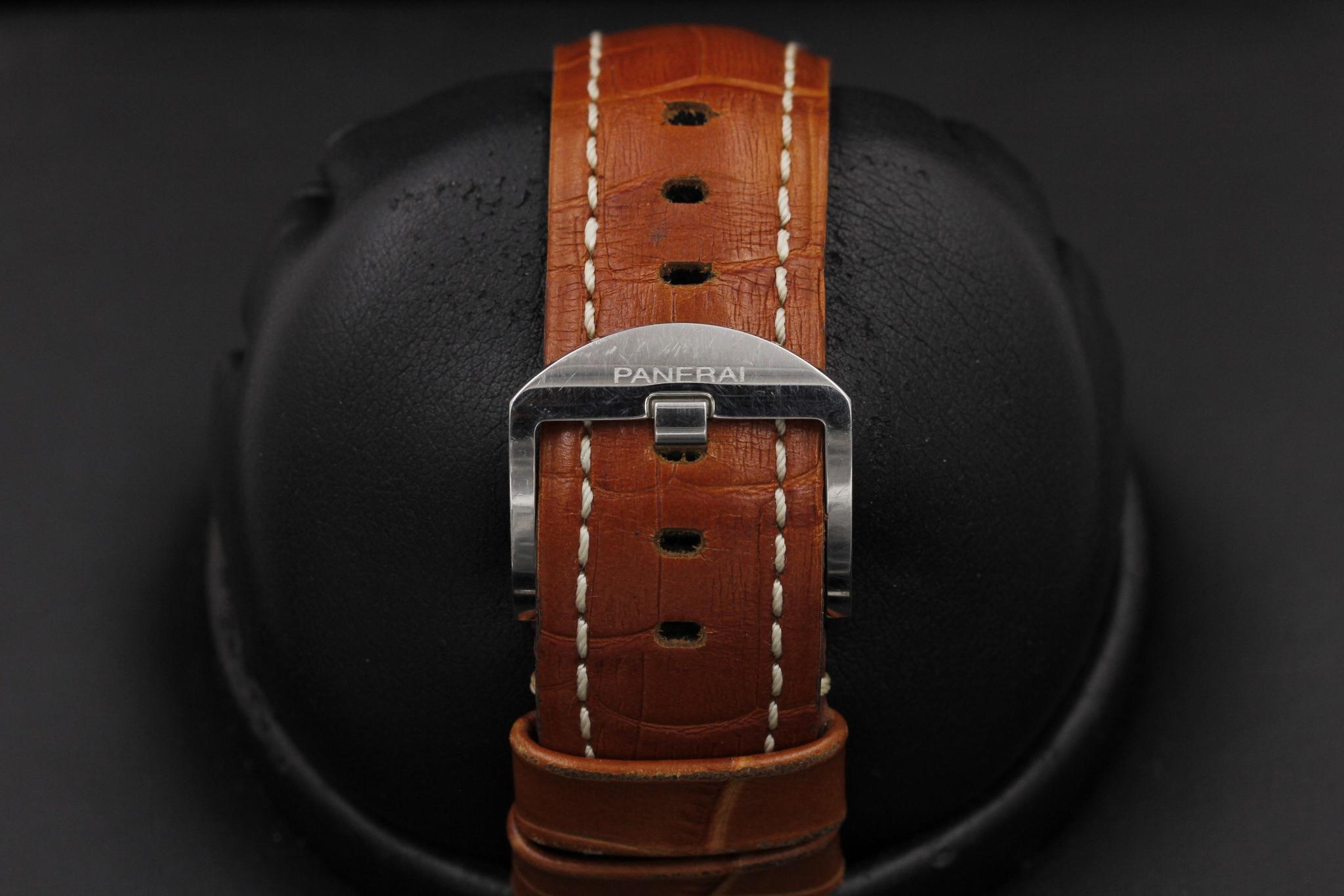 Watch Image 7