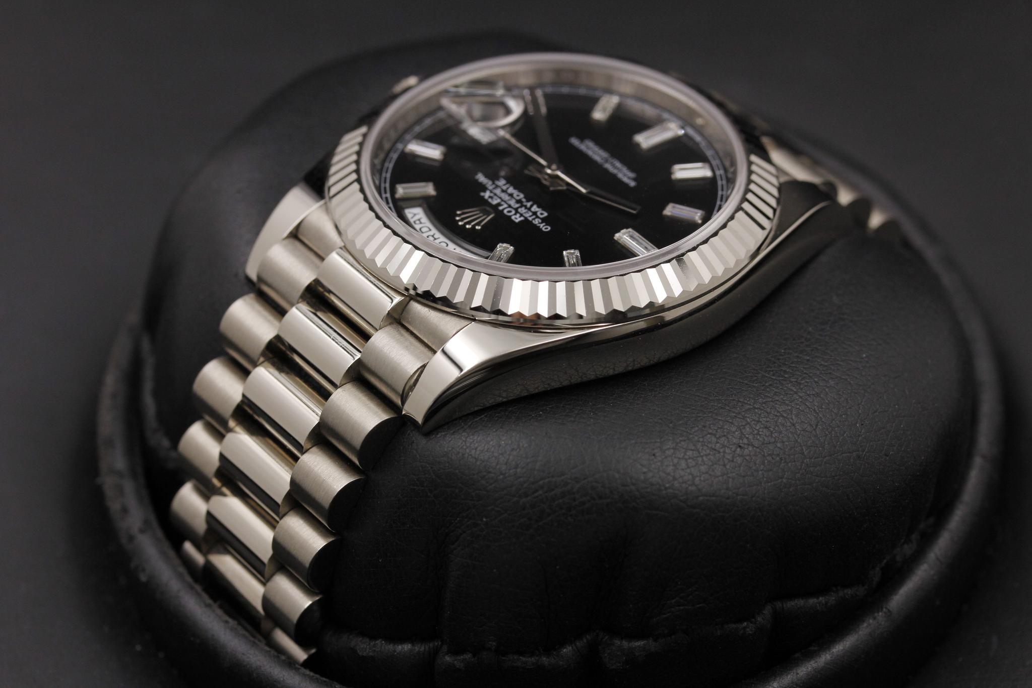 Watch Image 5