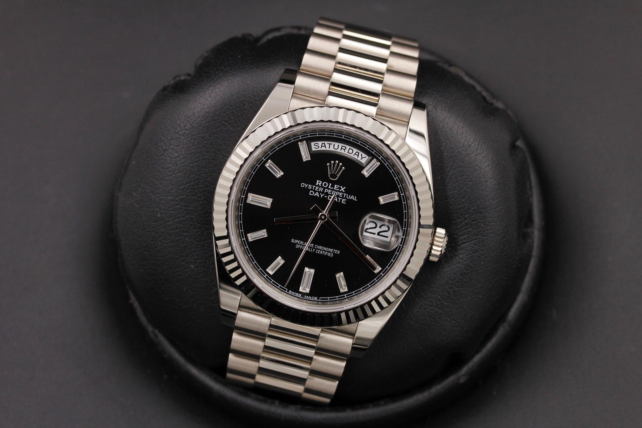 Watch Image 9