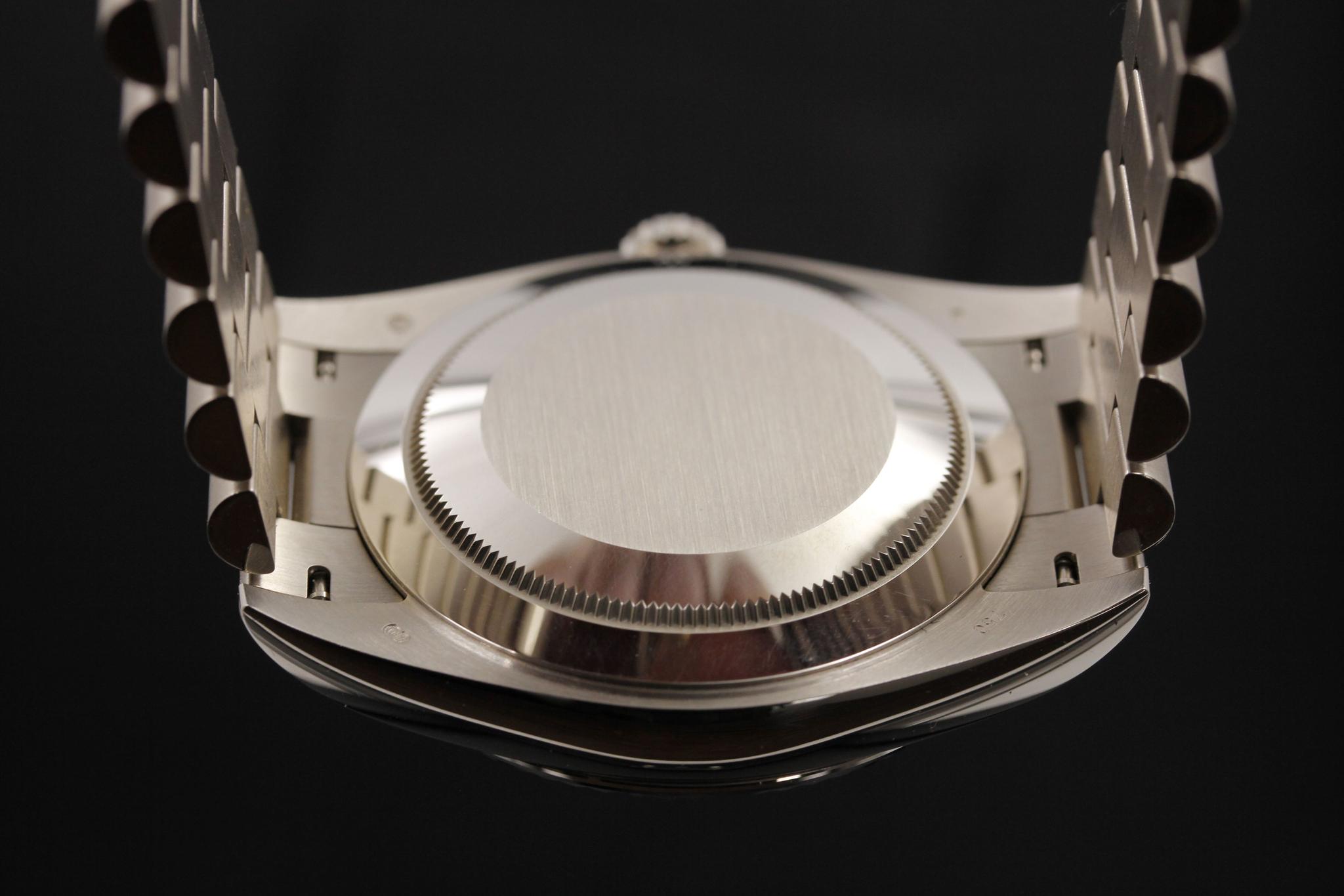 Watch Image 8
