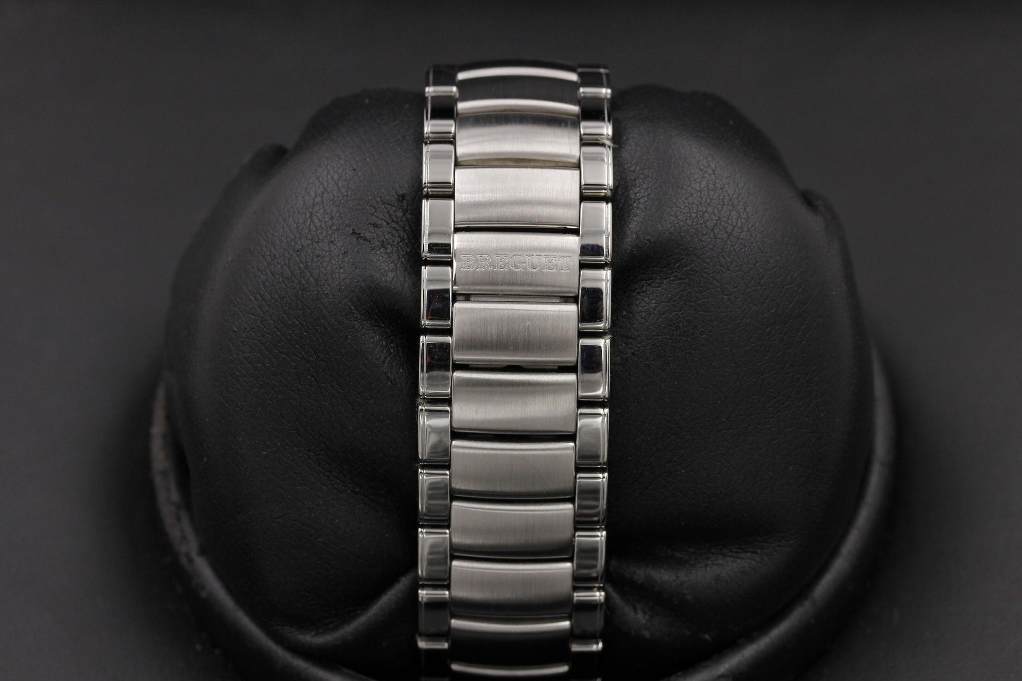 Watch Image 7
