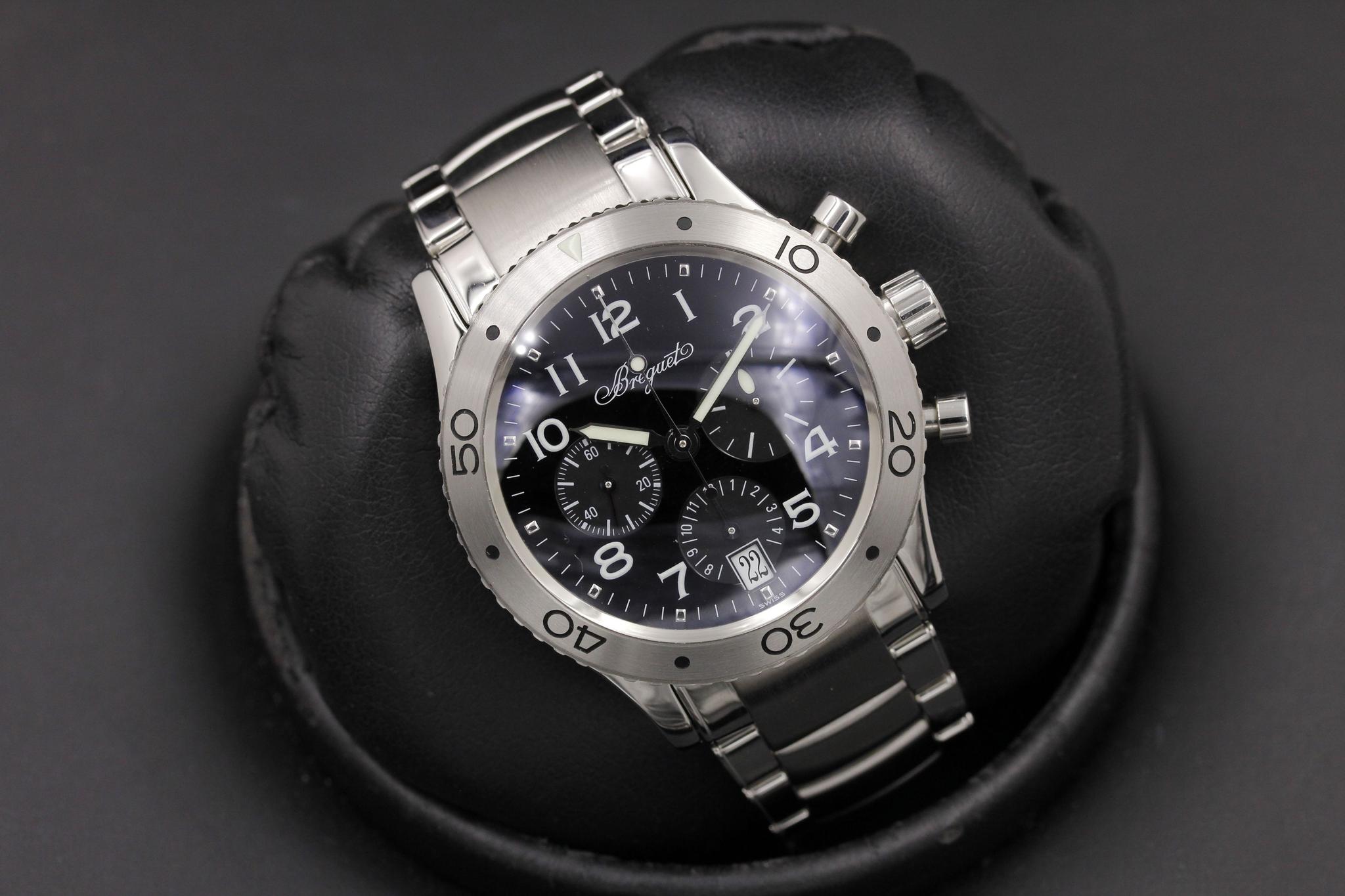 Watch Image 10