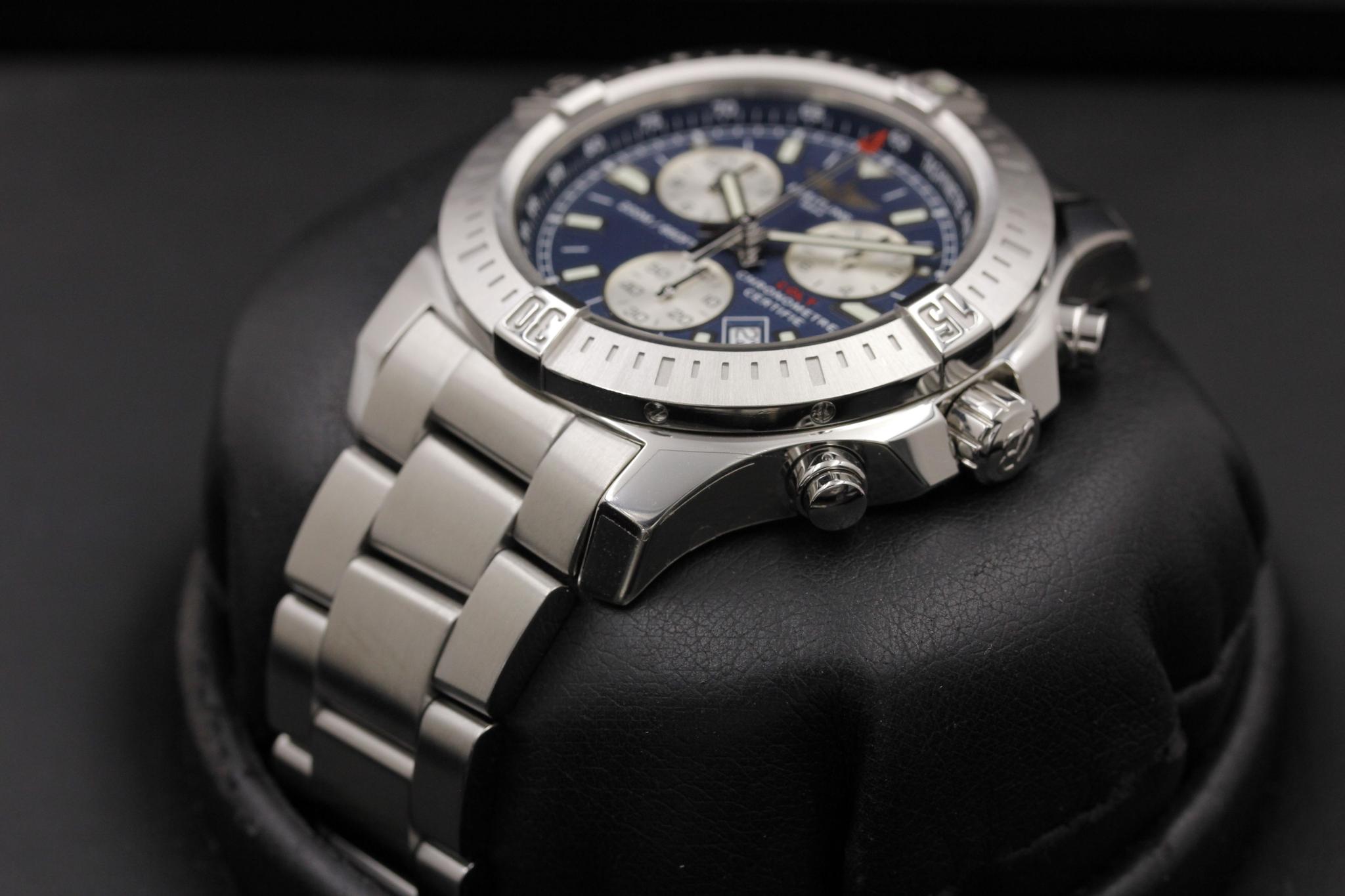 Watch Image 2