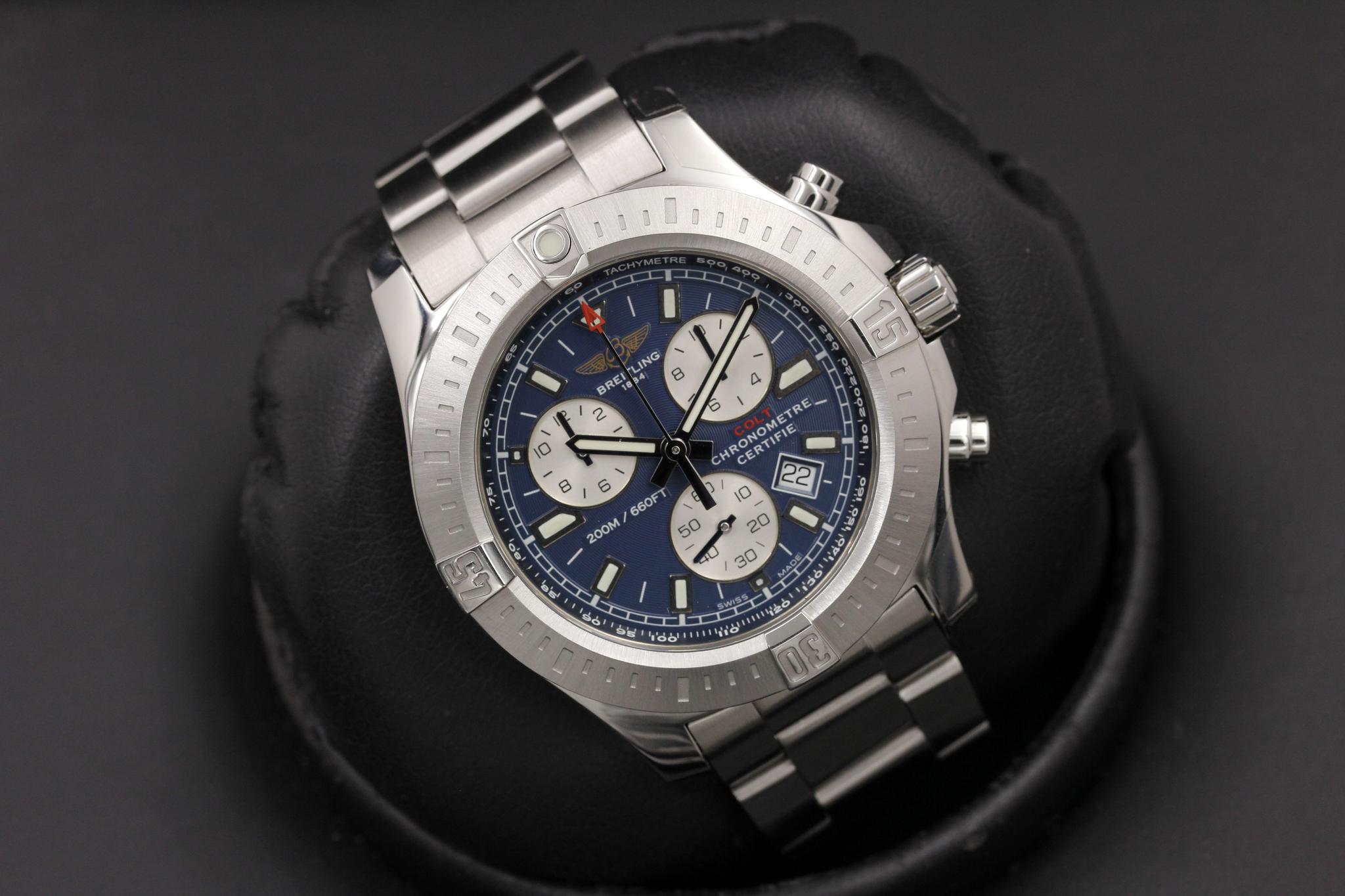 Watch Image 9