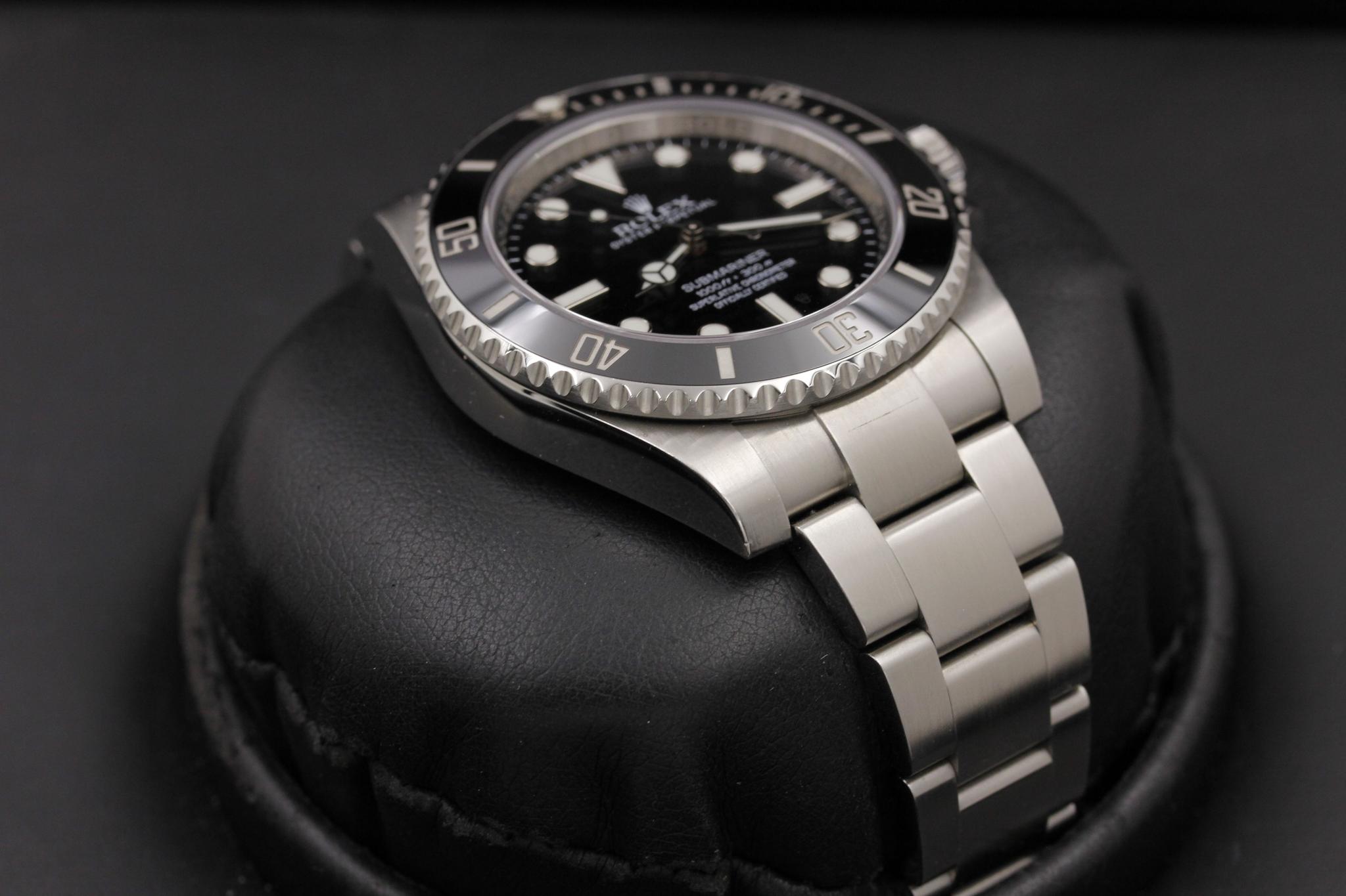 Watch Image 6