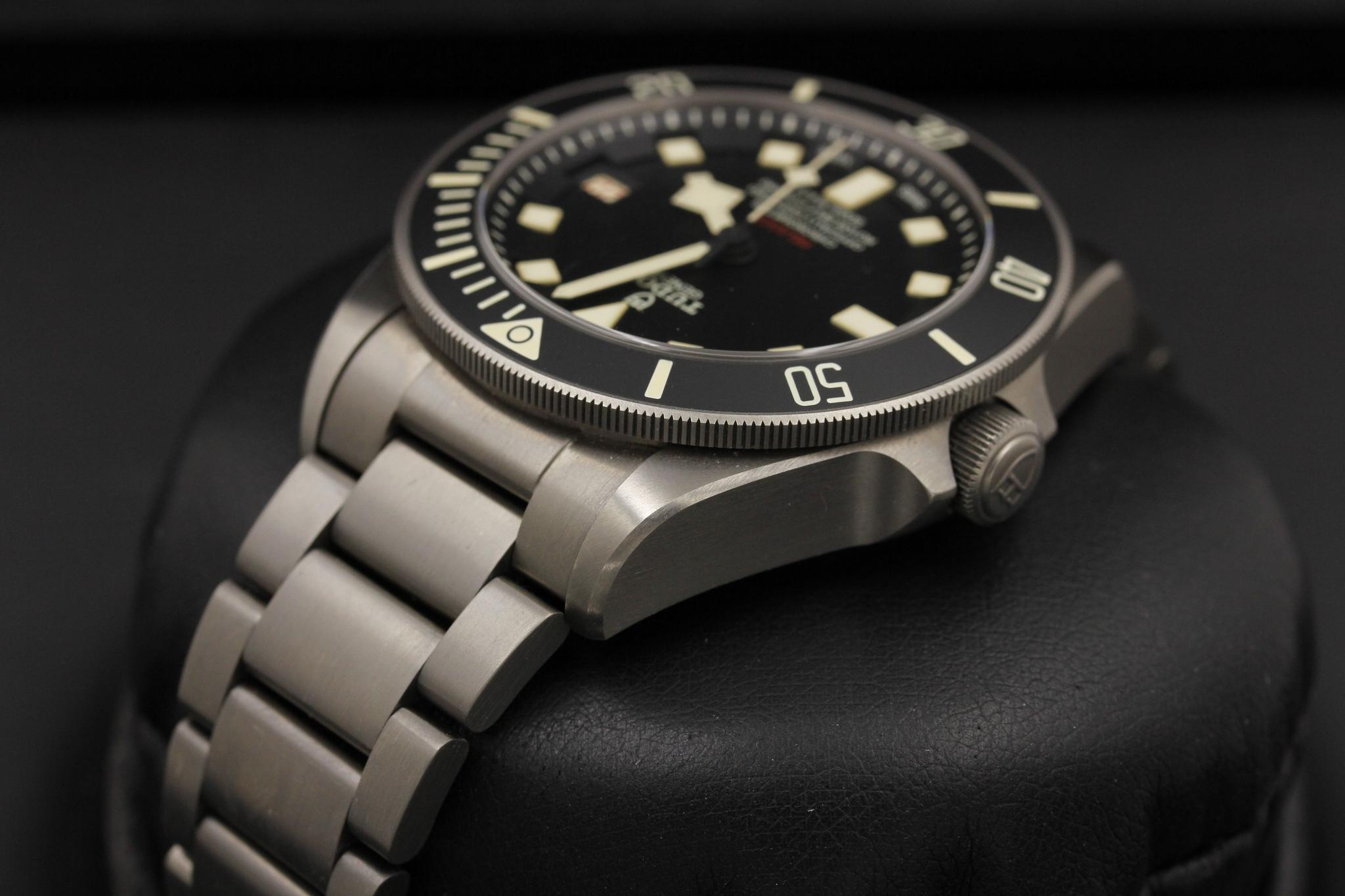 Watch Image 5