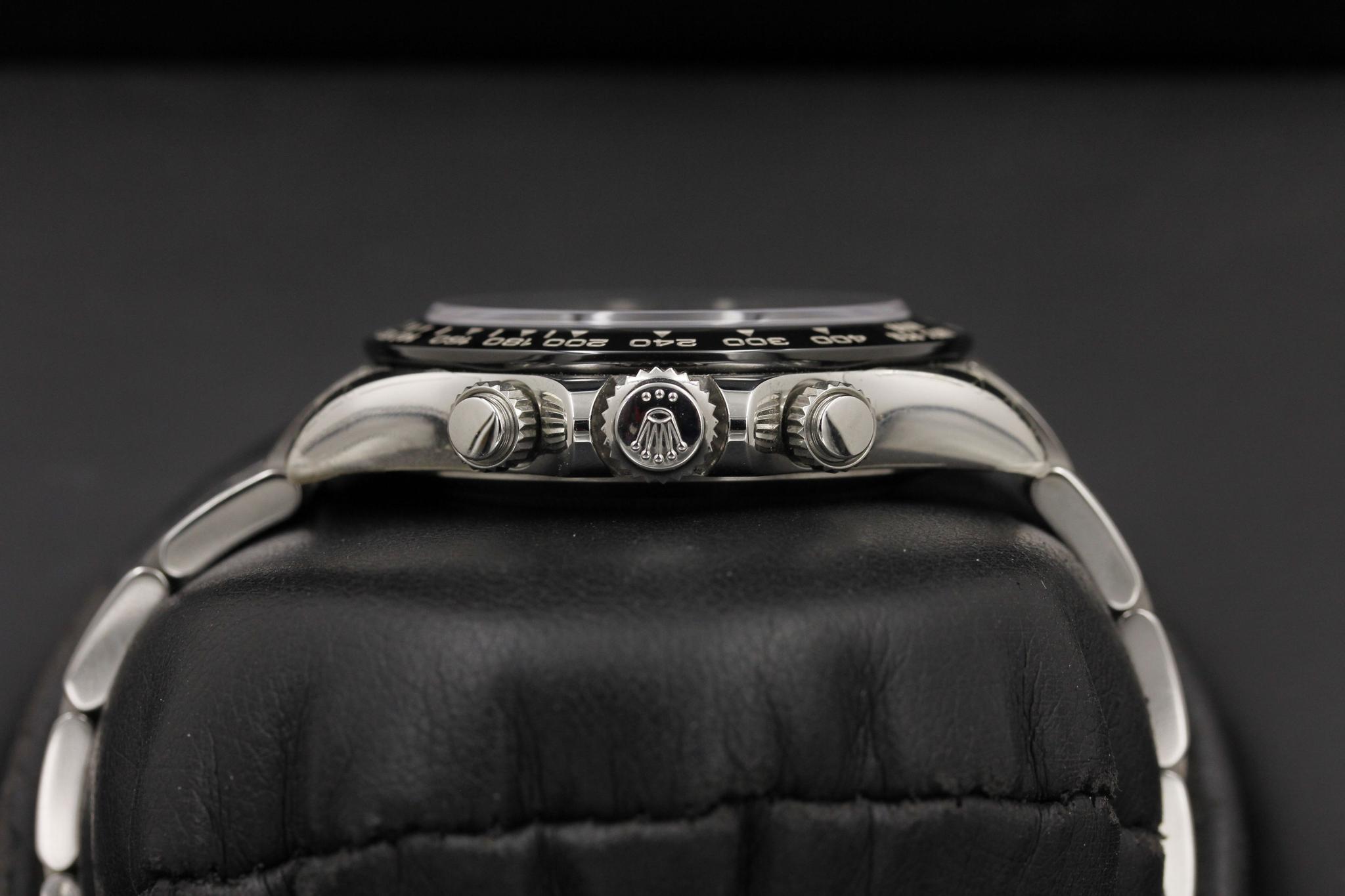 Watch Image 3
