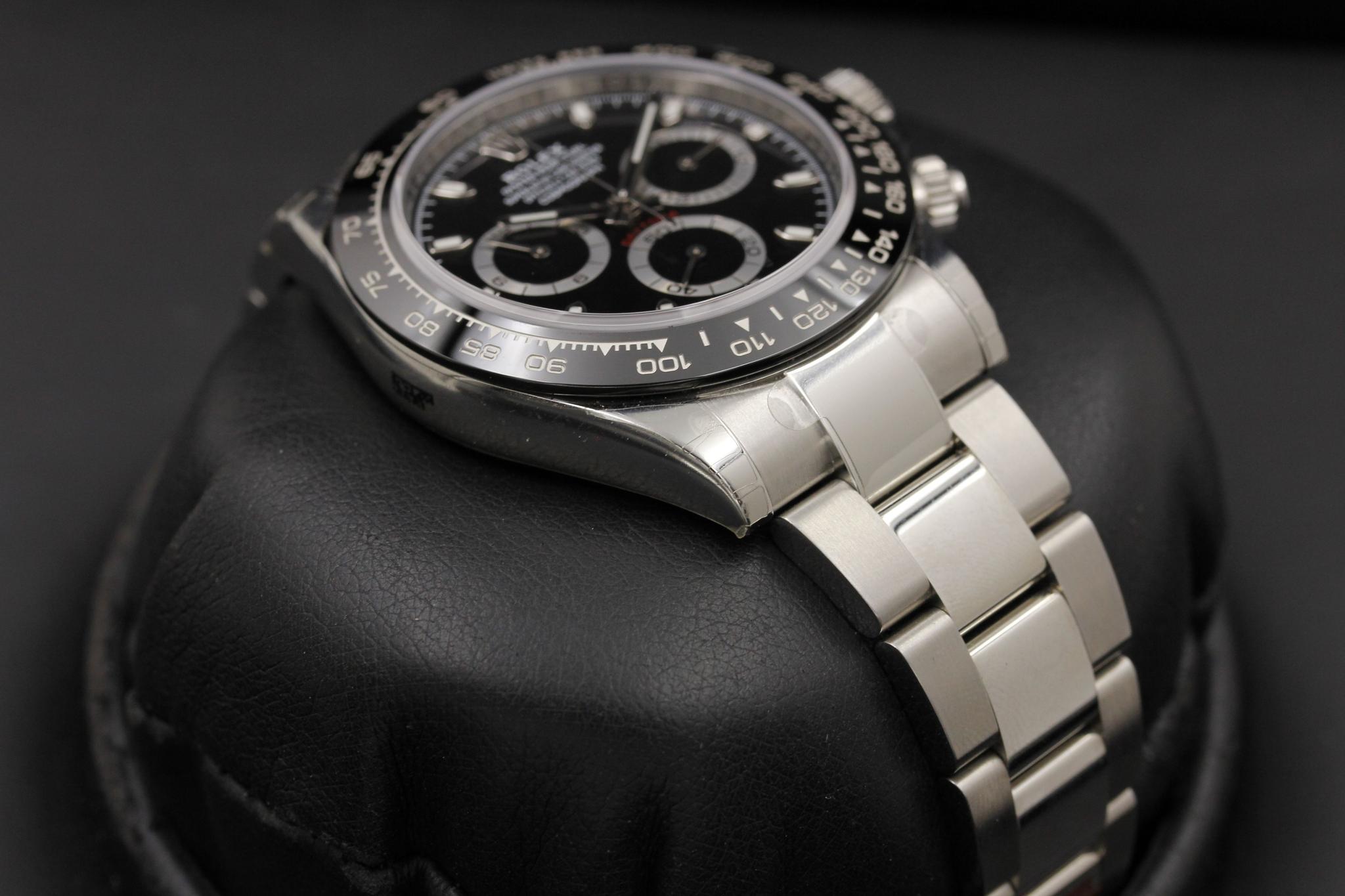 Watch Image 5