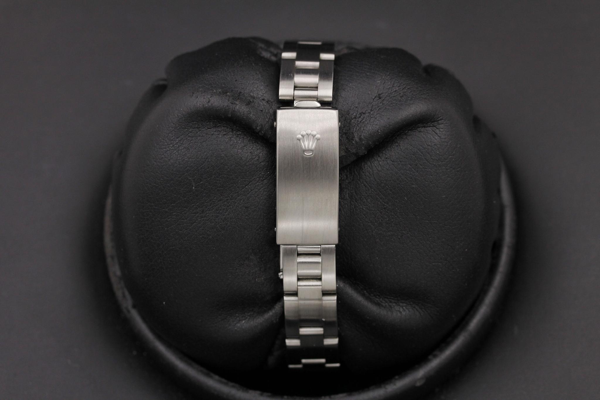 Watch Image 8