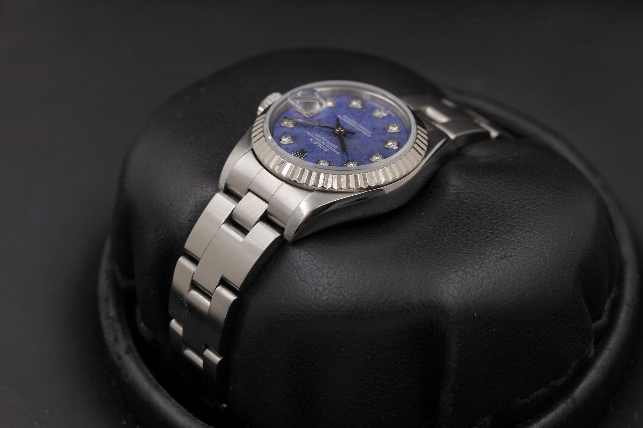 Watch Image 5