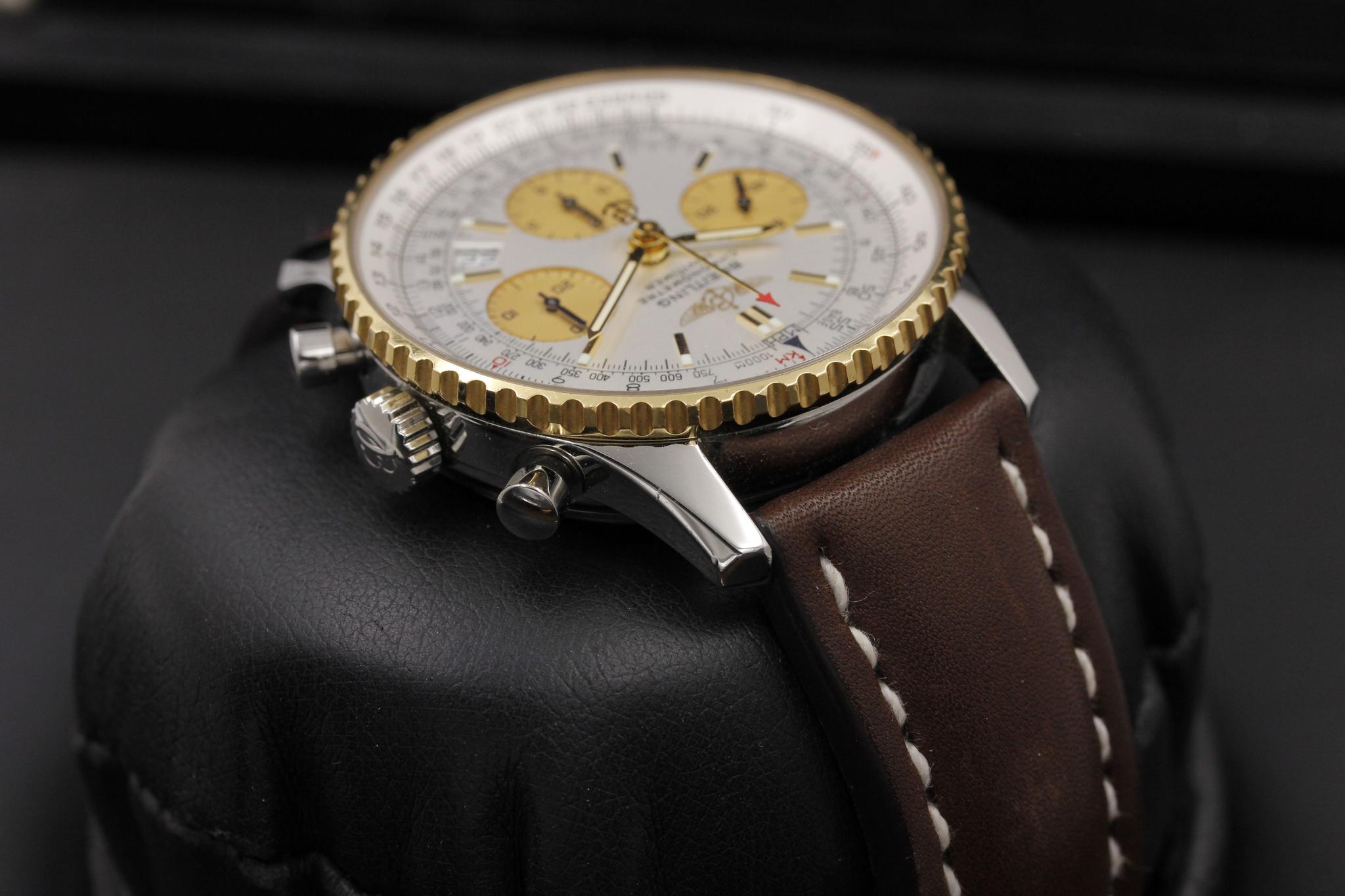 Watch Image 4