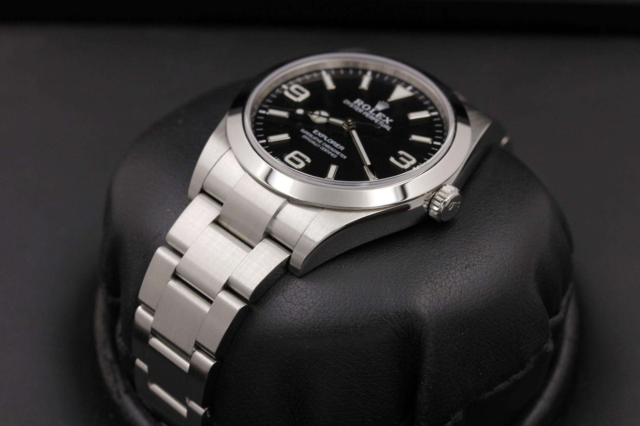 Watch Image 2