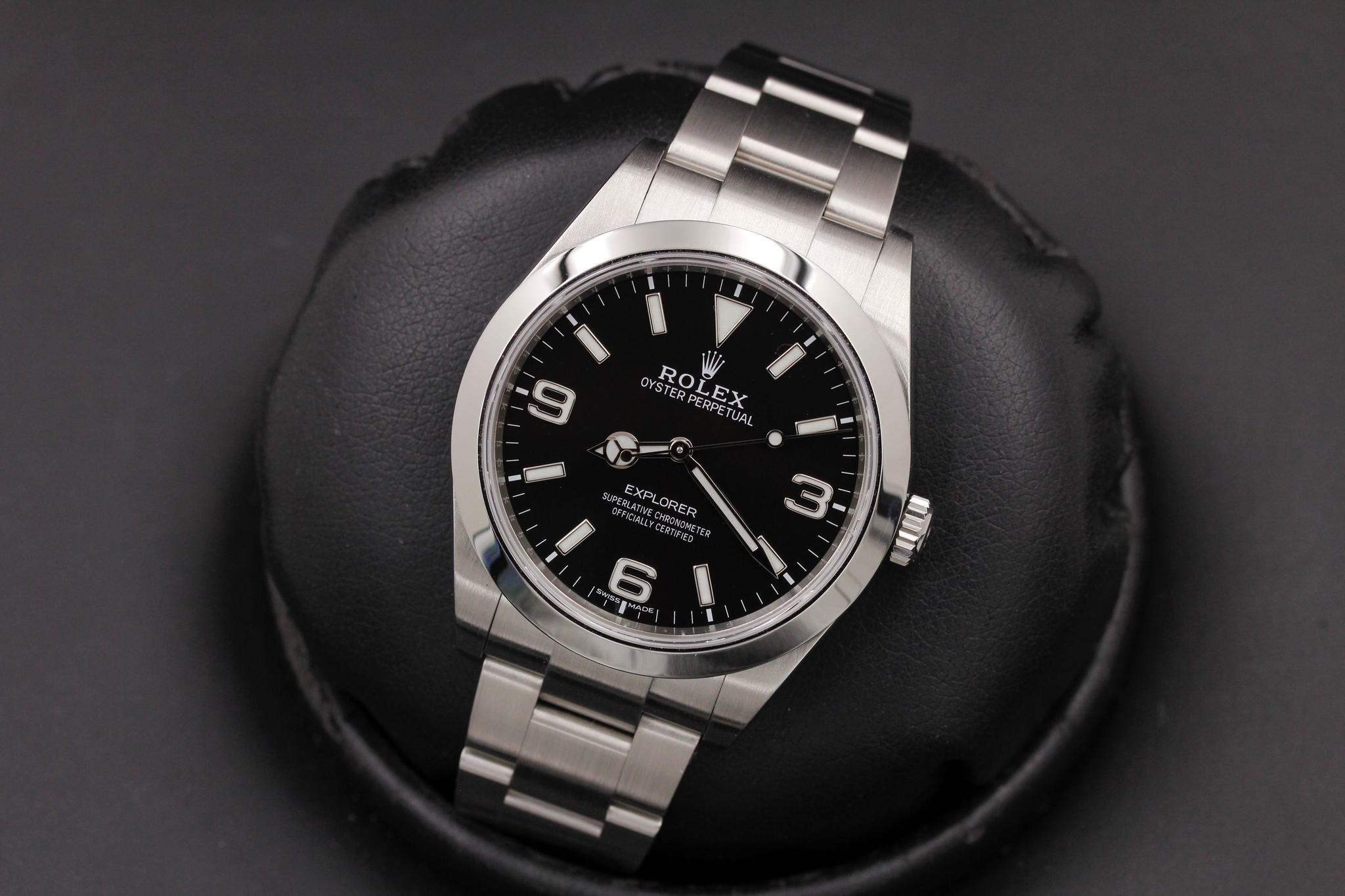 Watch Image 9