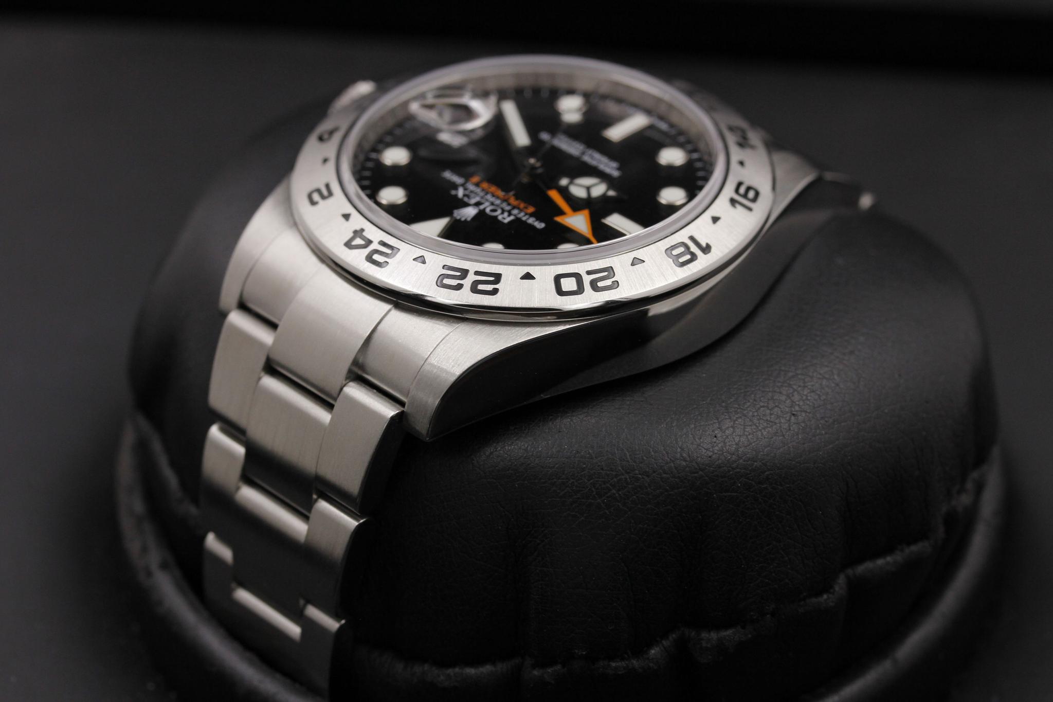 Watch Image 5