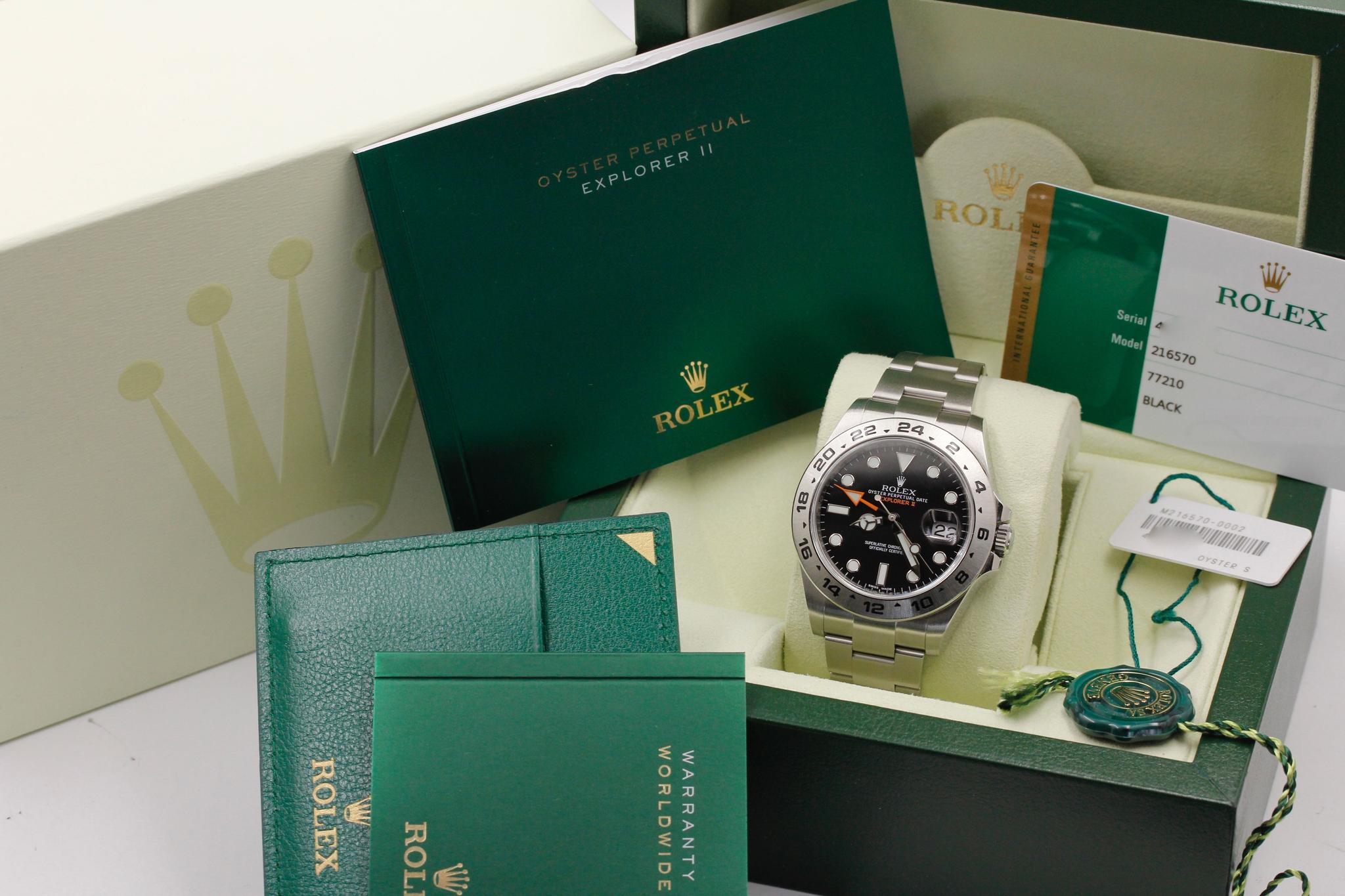 Watch Image 11
