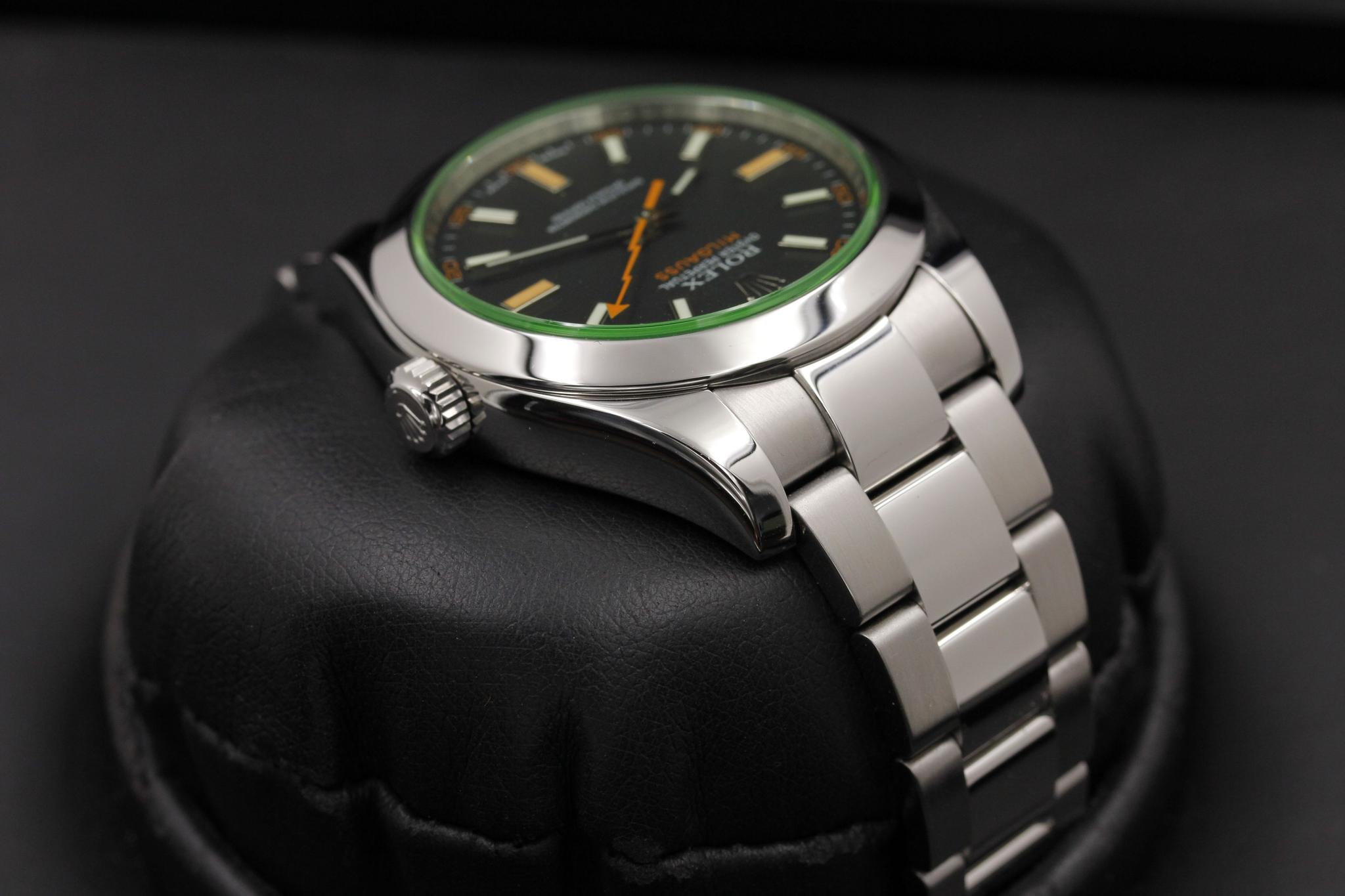 Watch Image 4