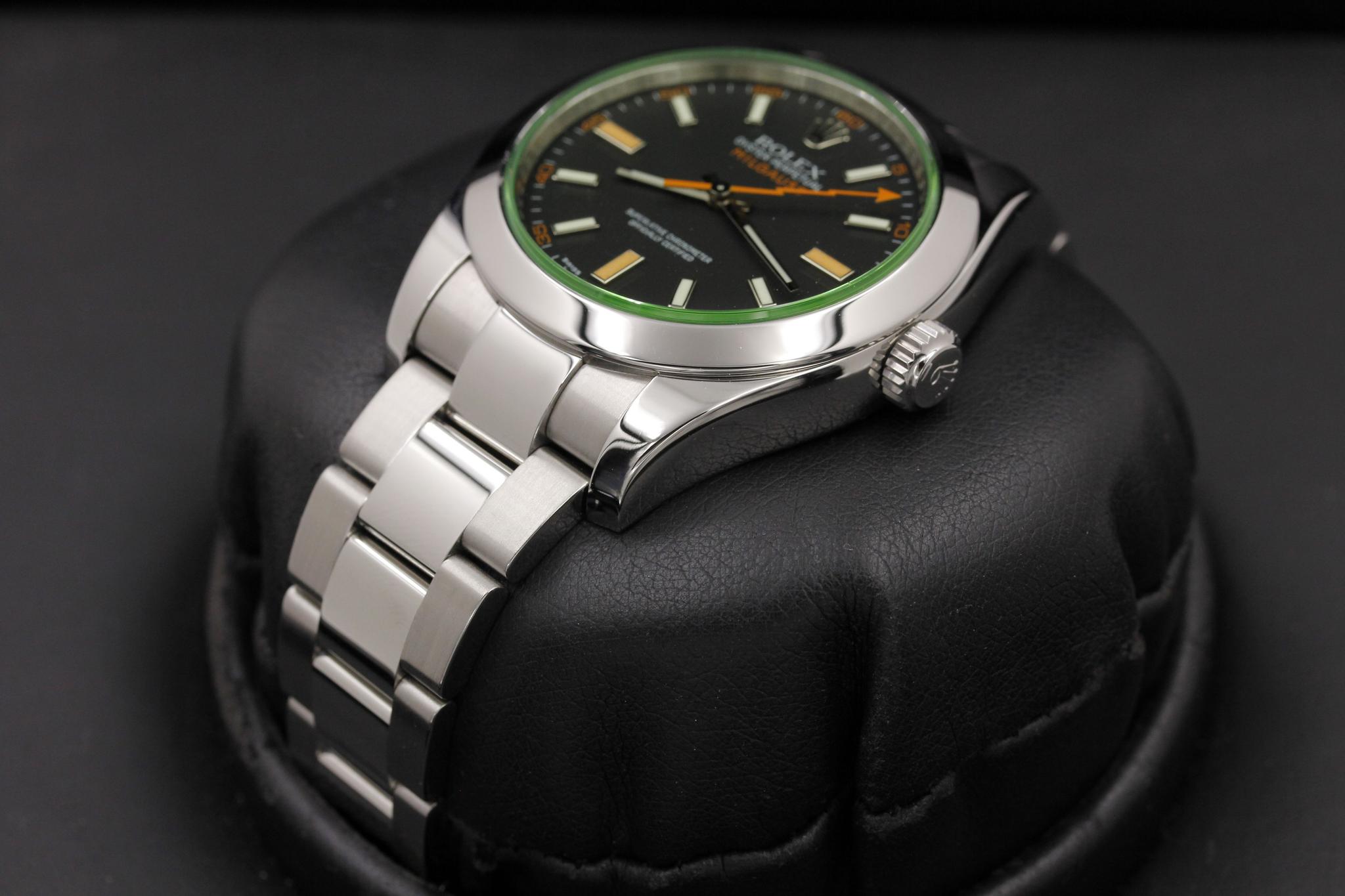 Watch Image 2