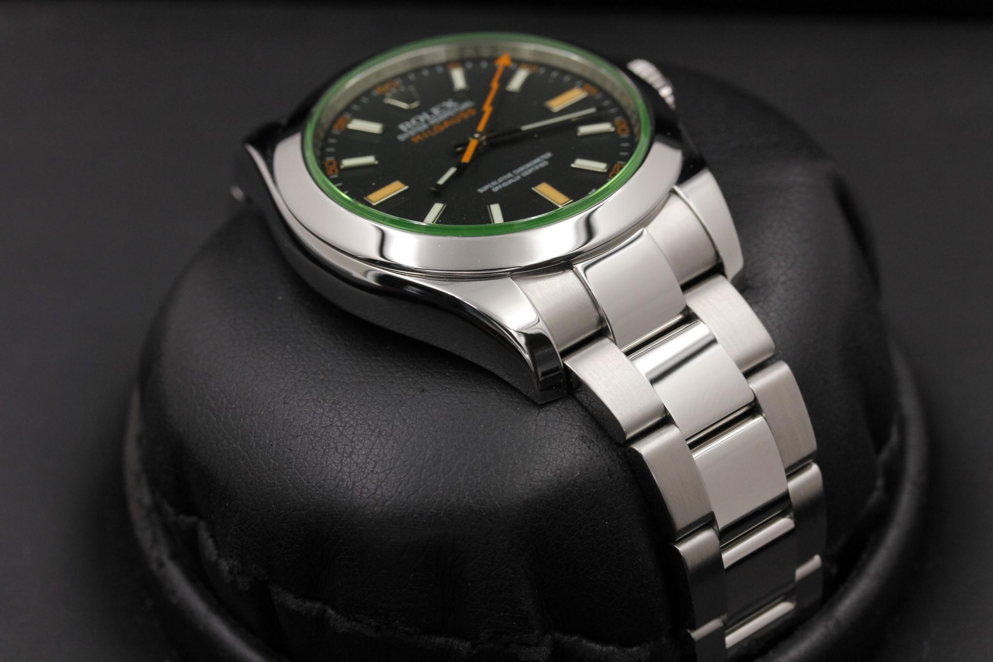 Watch Image 6