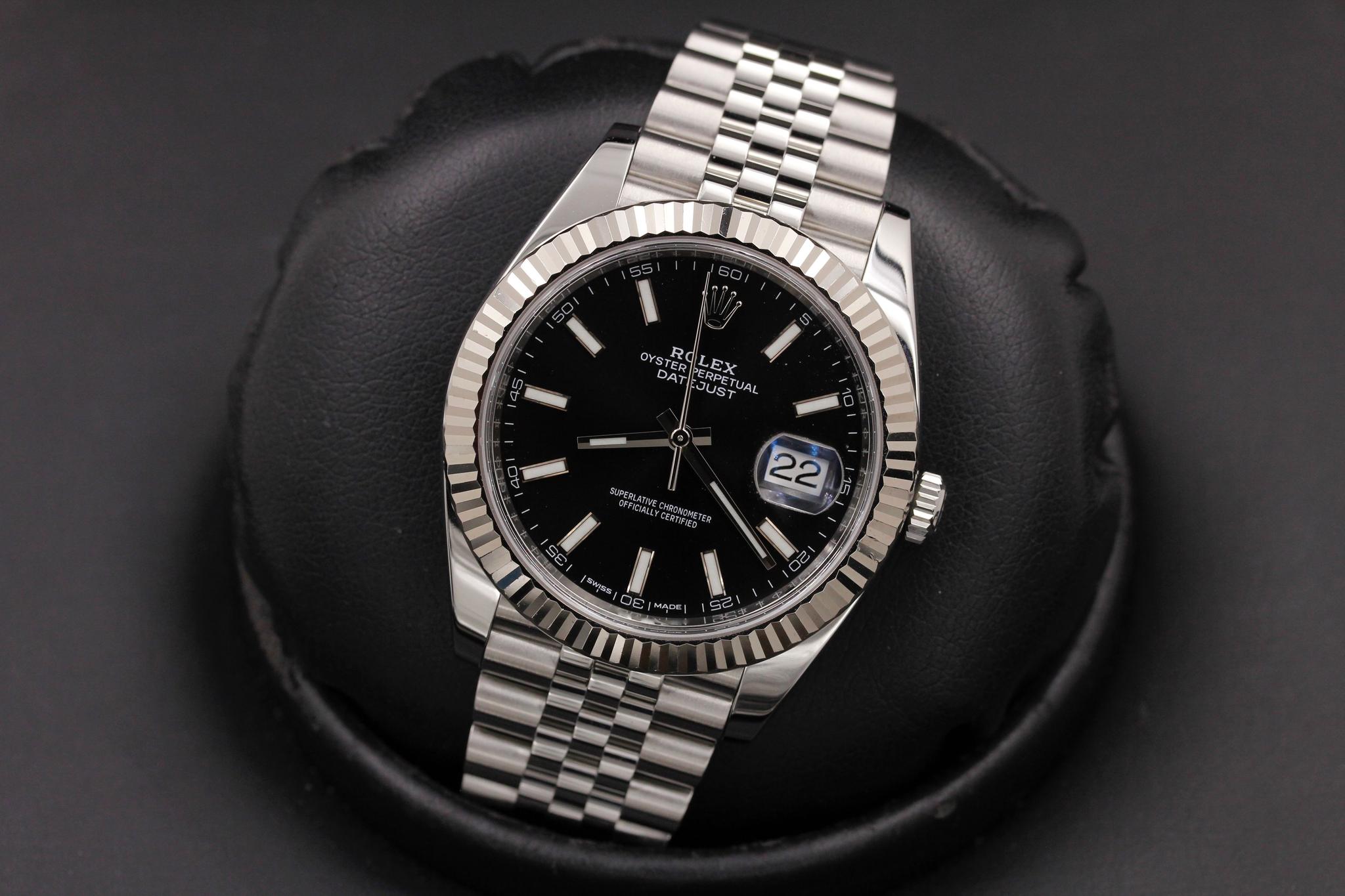 Watch Image 8