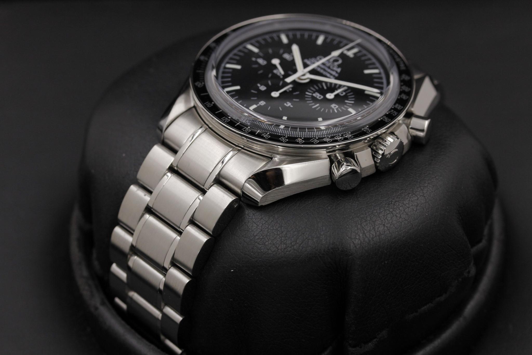 Watch Image 2