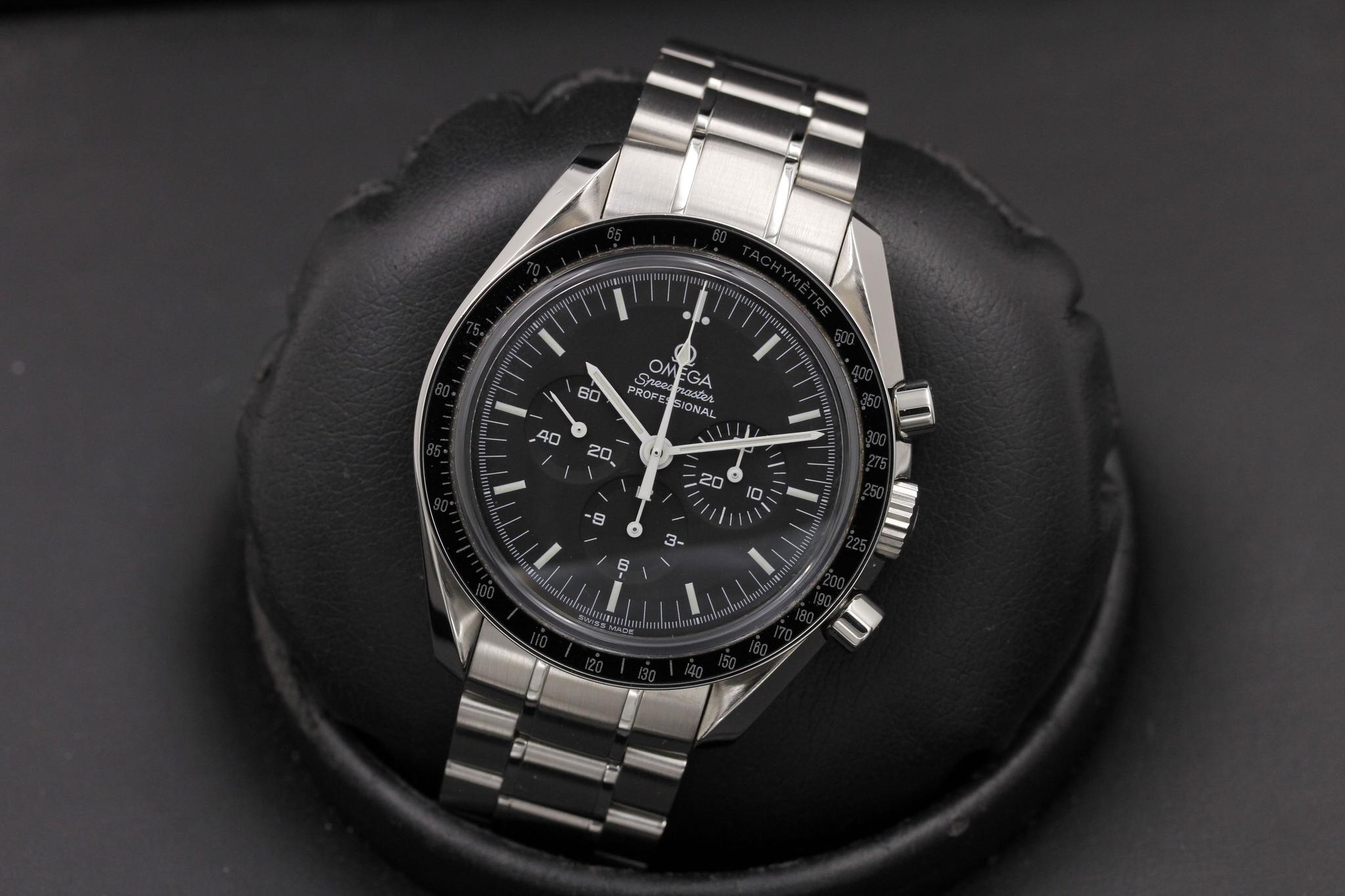 Watch Image 10