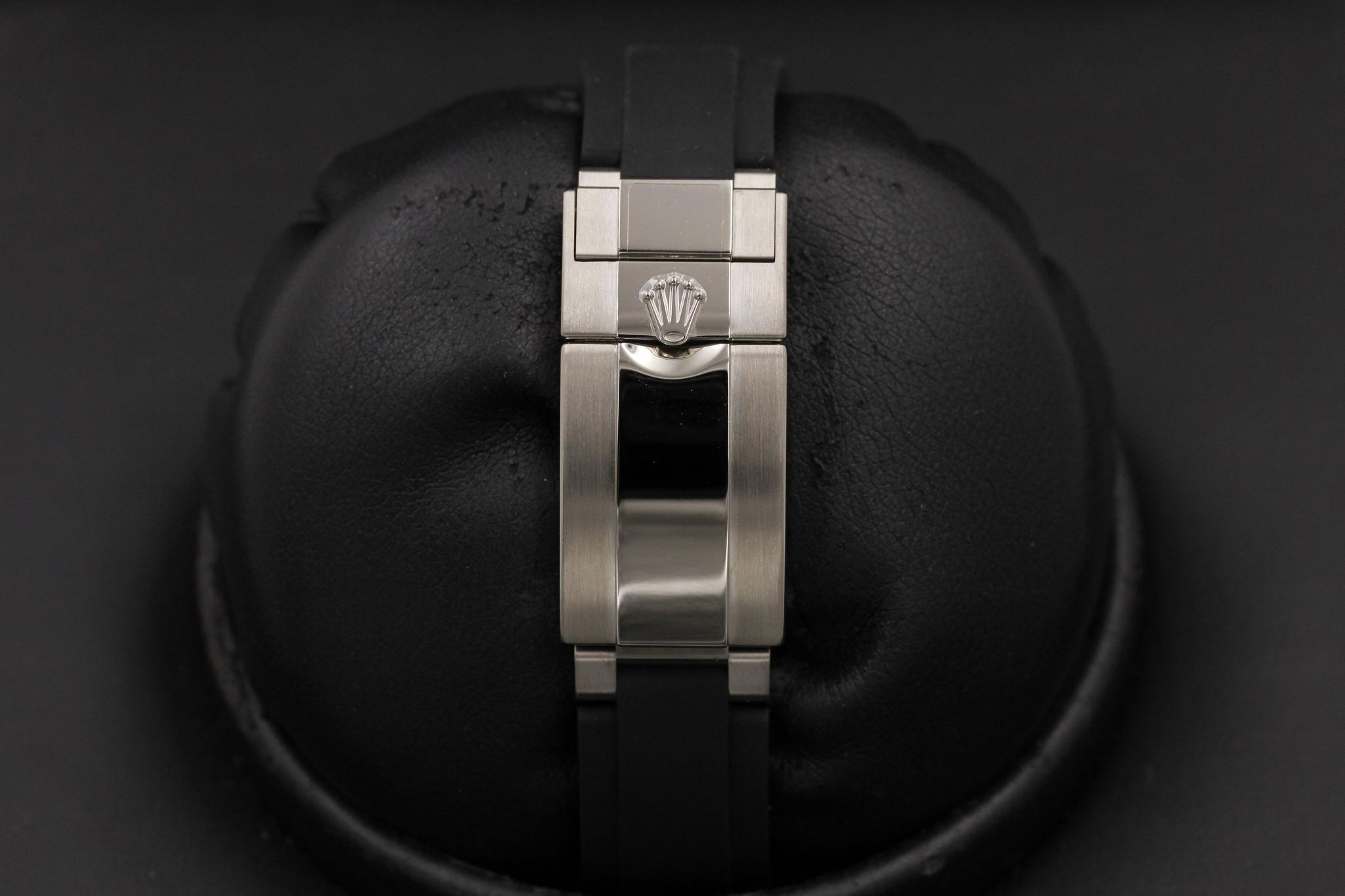 Watch Image 7