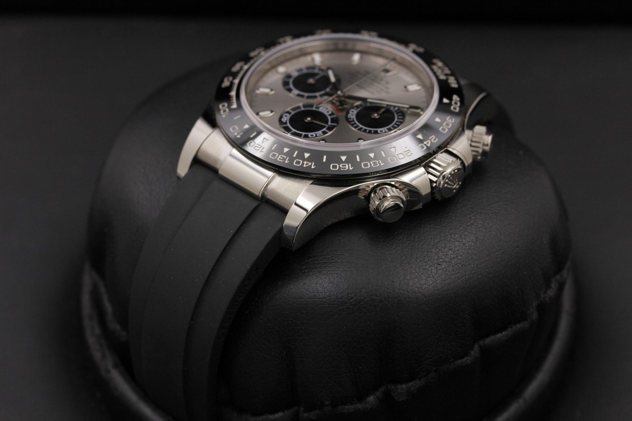 Watch Image 2