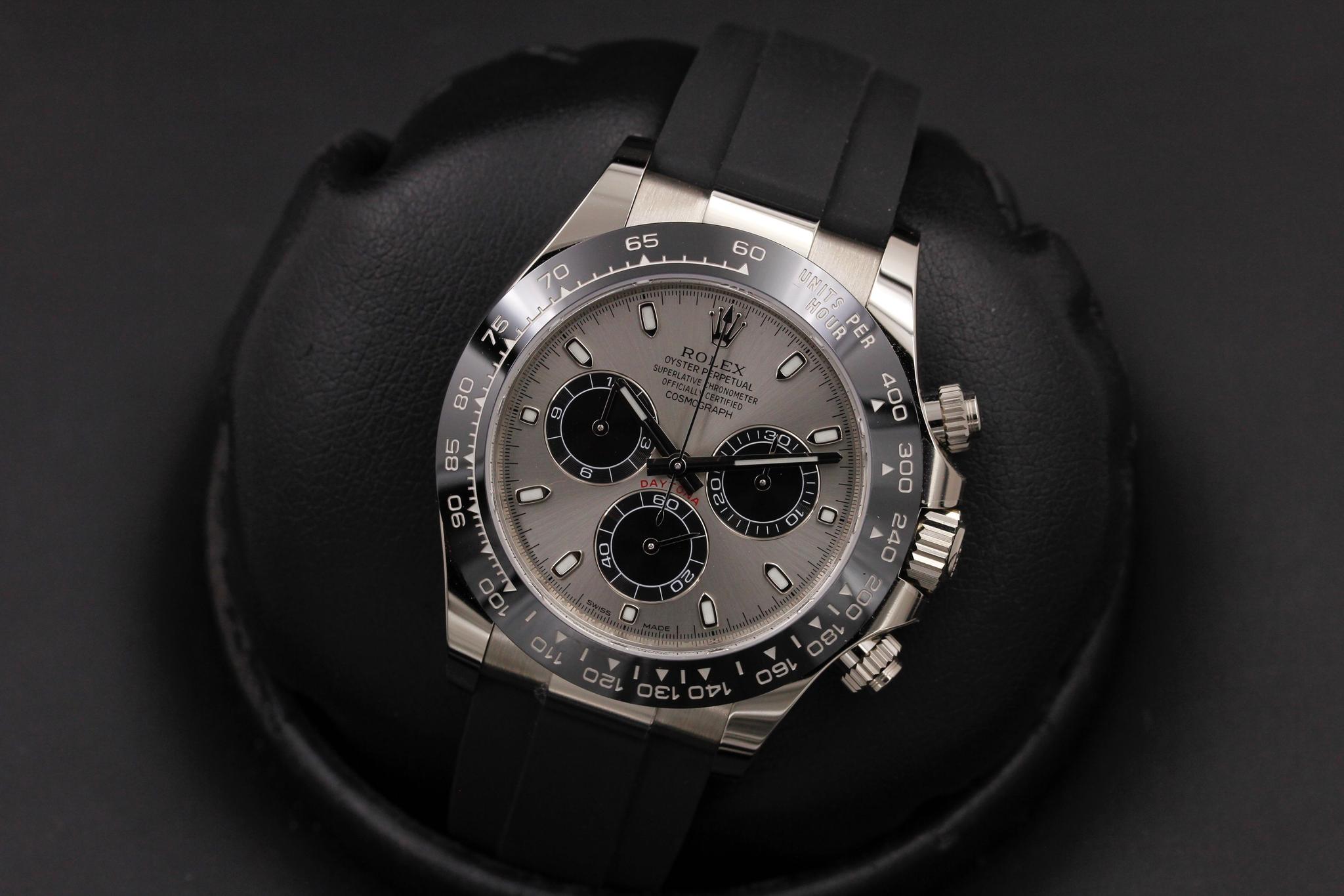 Watch Image 9