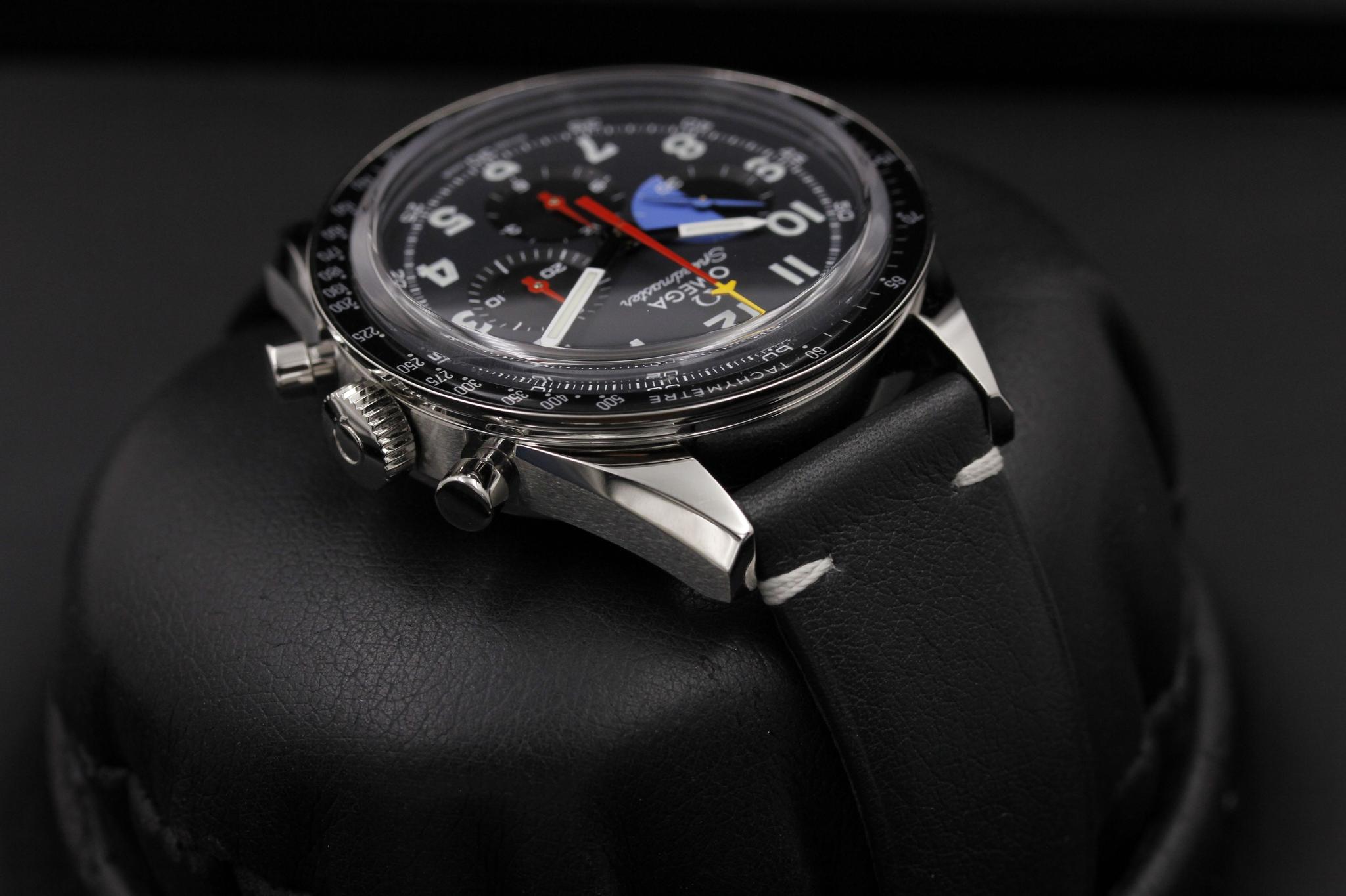 Watch Image 4
