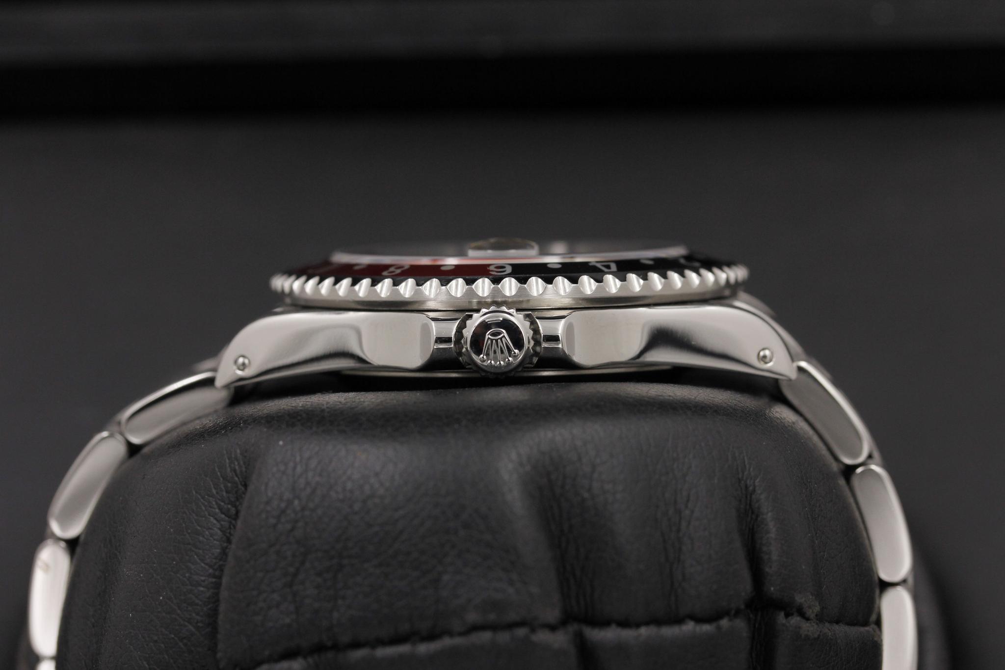 Watch Image 3