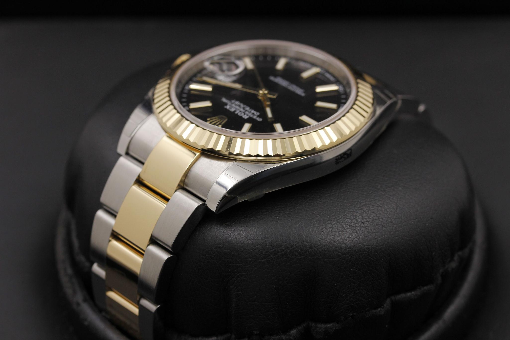 Watch Image 5
