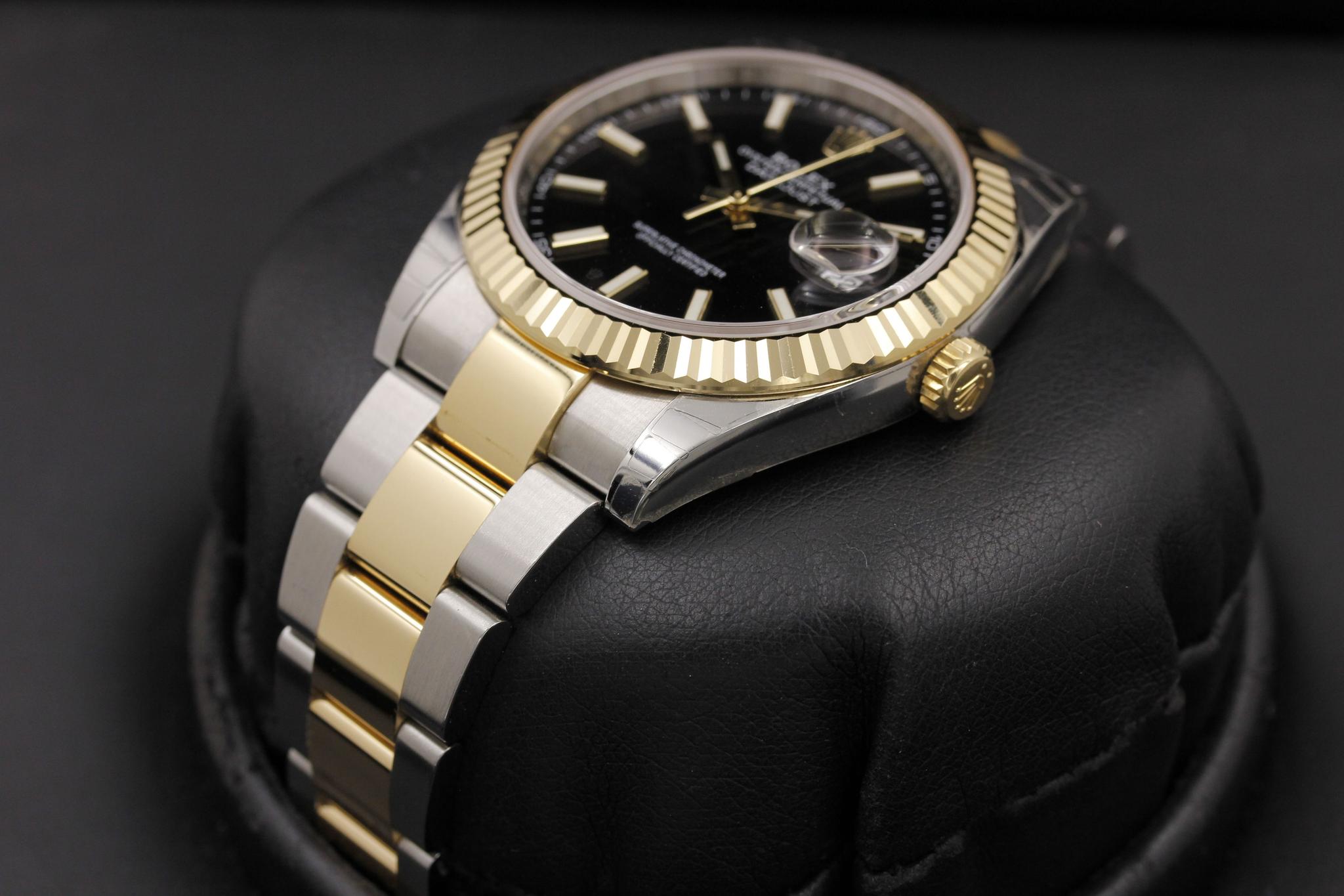 Watch Image 2