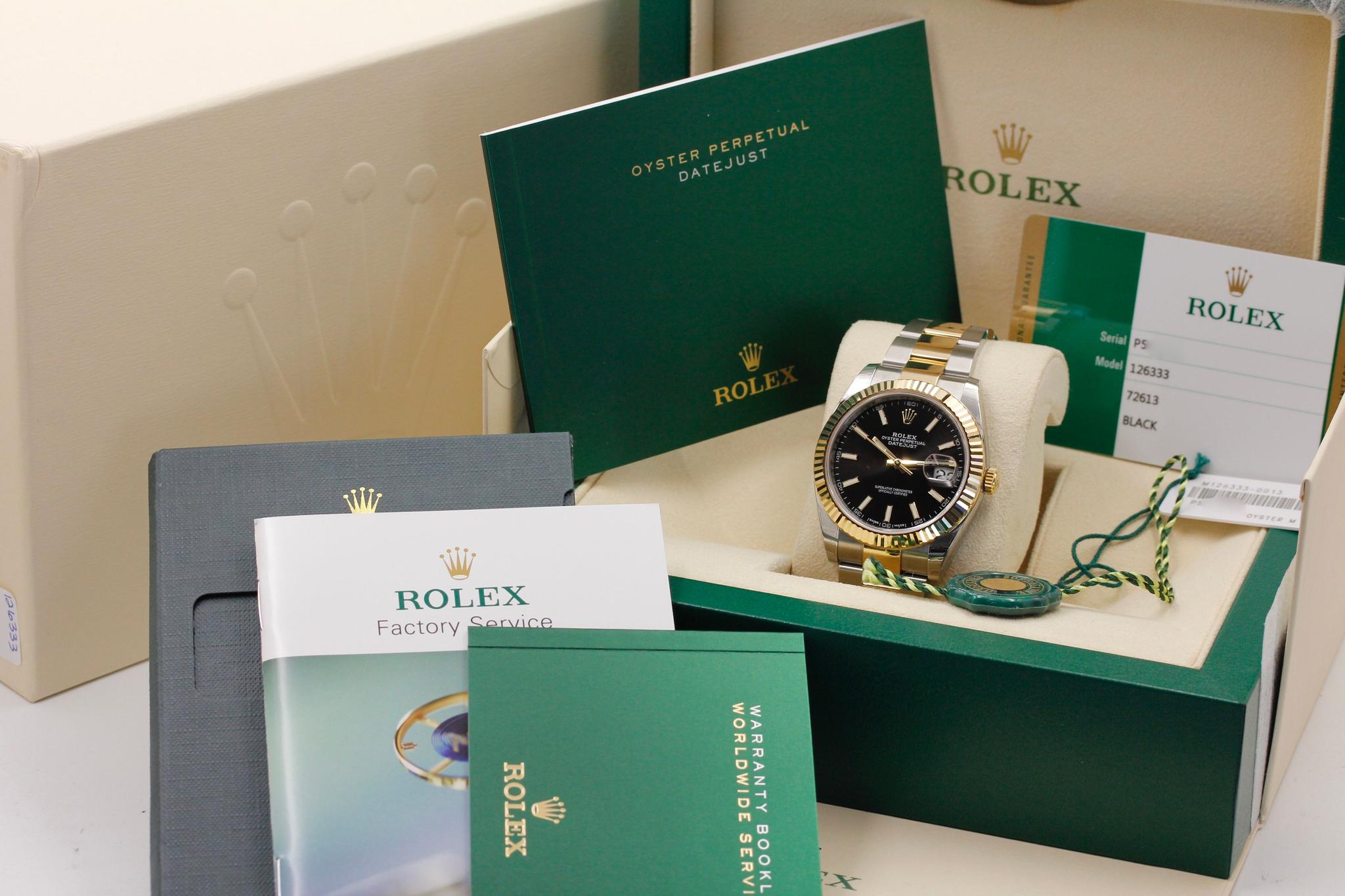 Watch Image 11