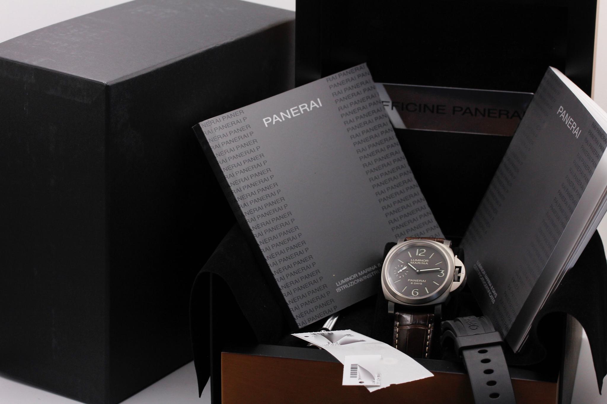 Watch Image 12