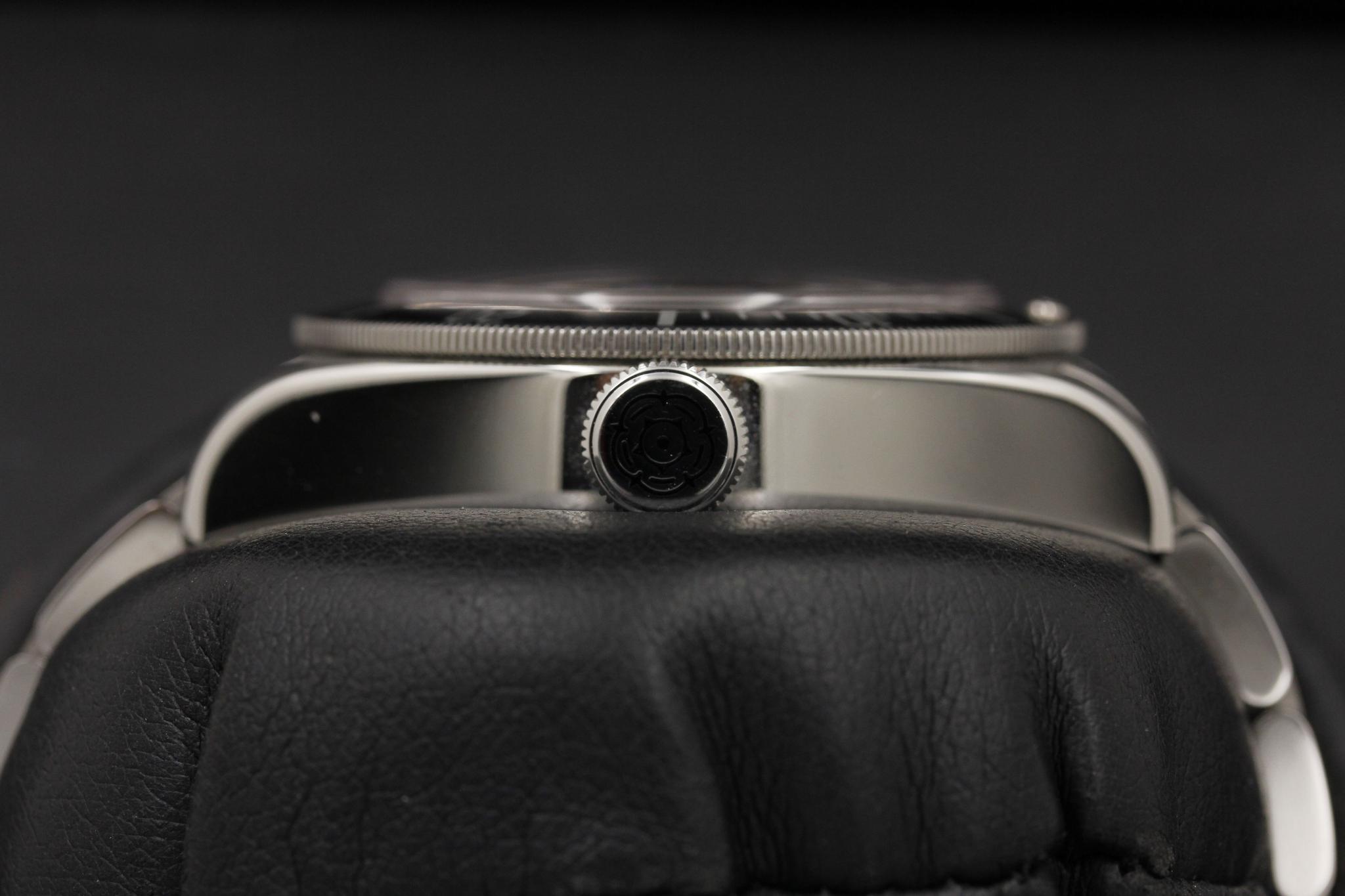 Watch Image 3