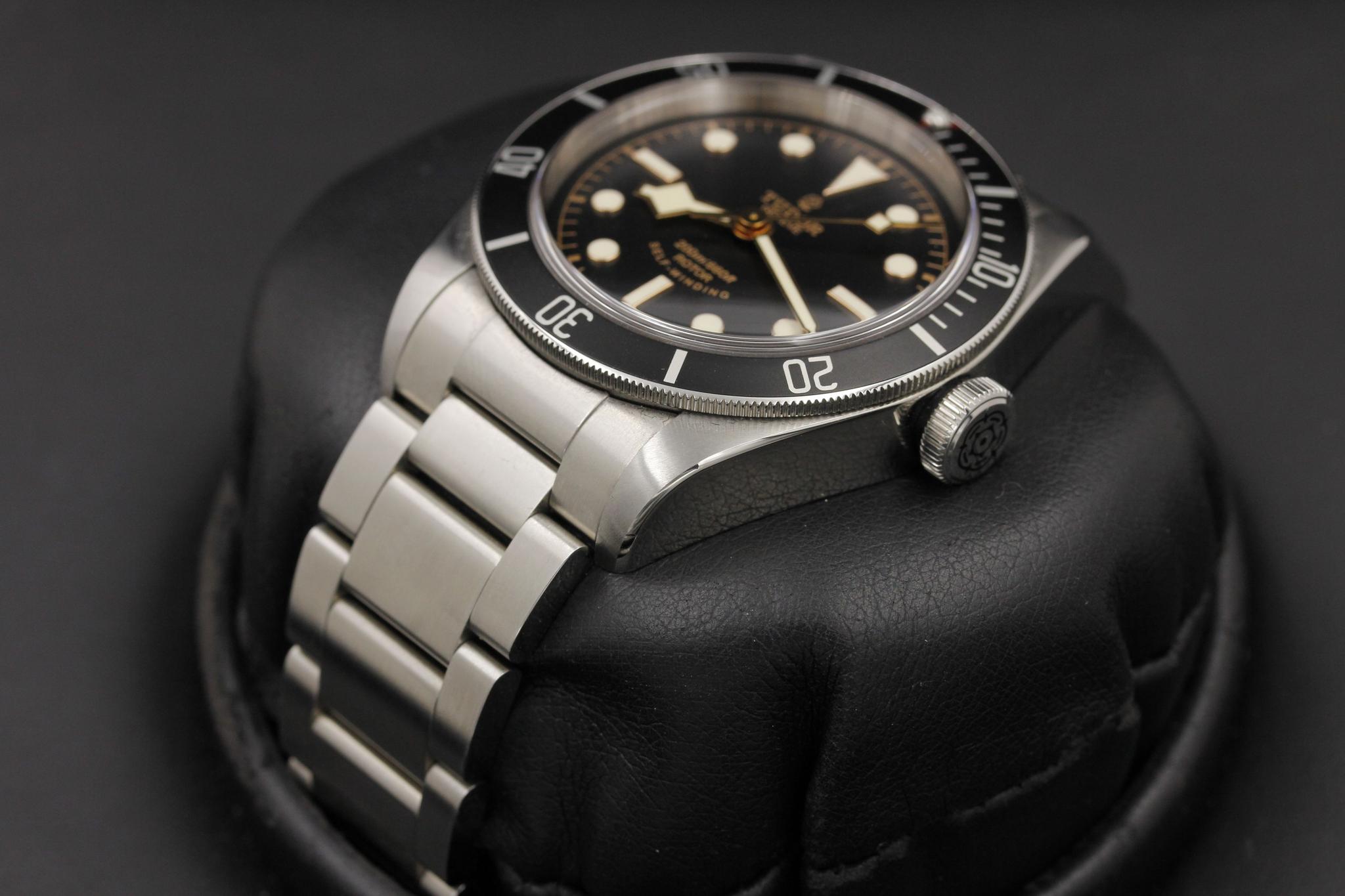 Watch Image 2