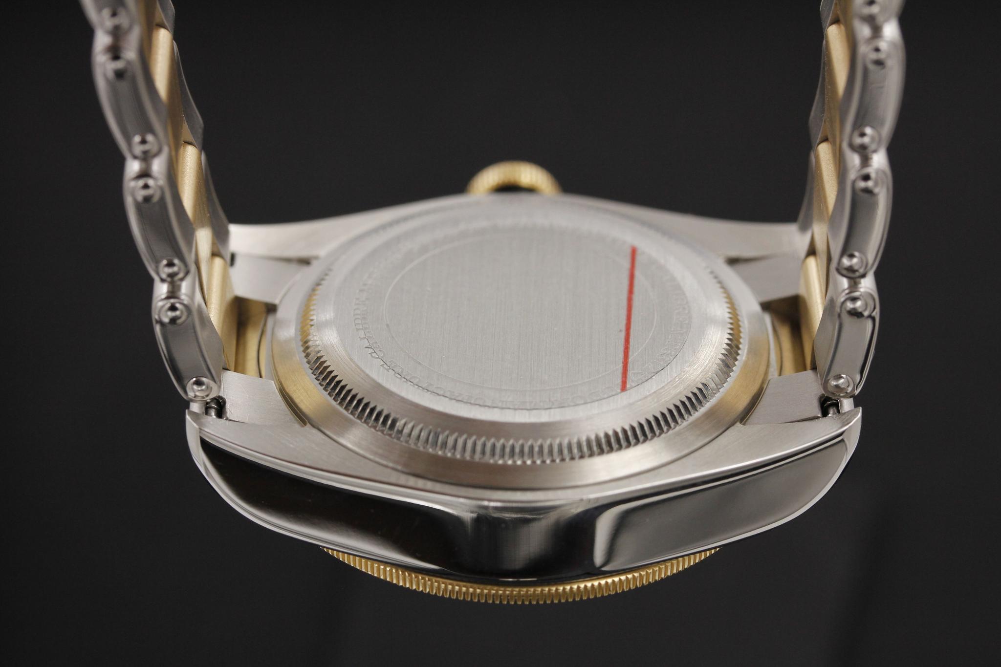 Watch Image 10