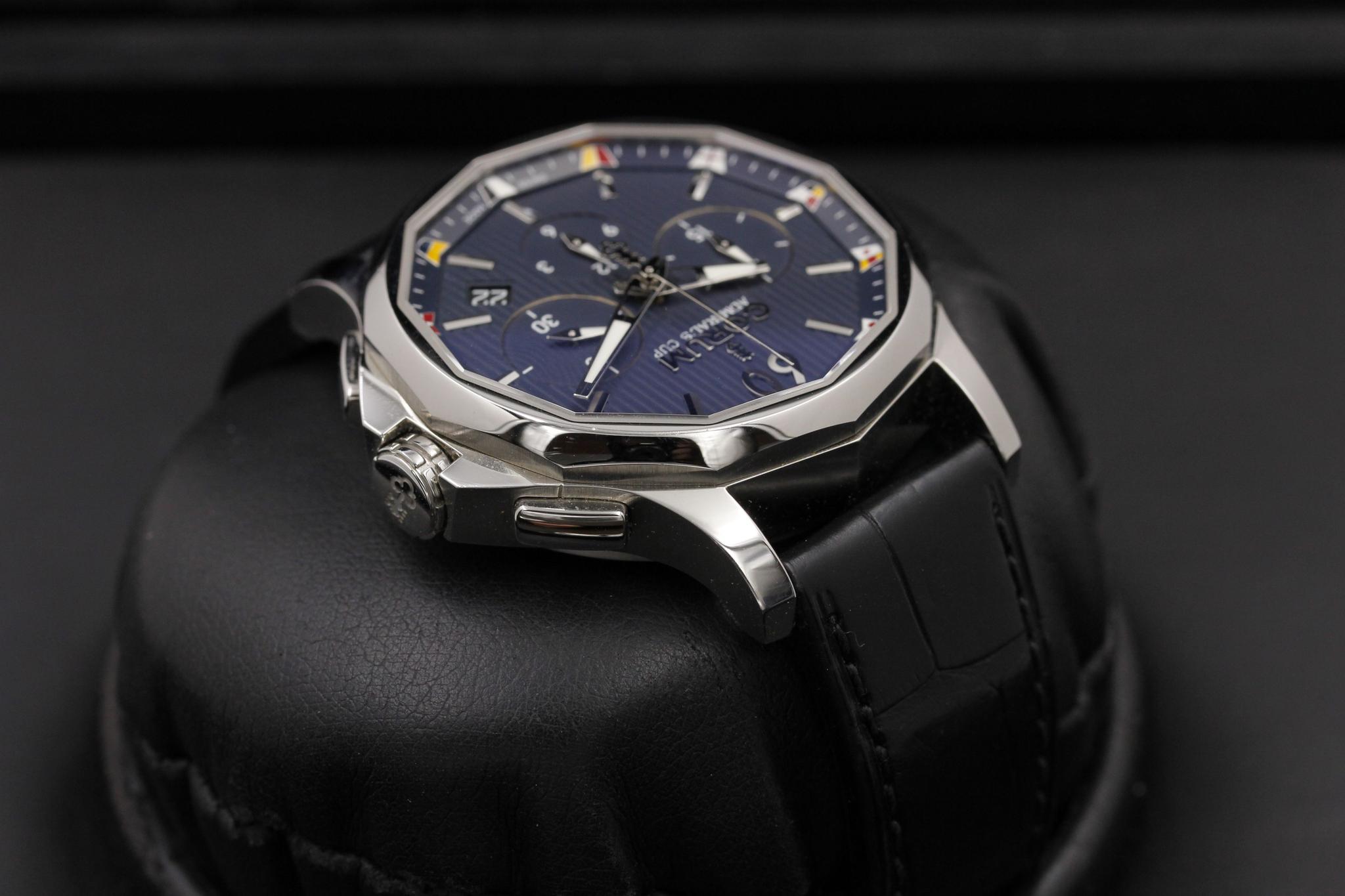 Watch Image 4