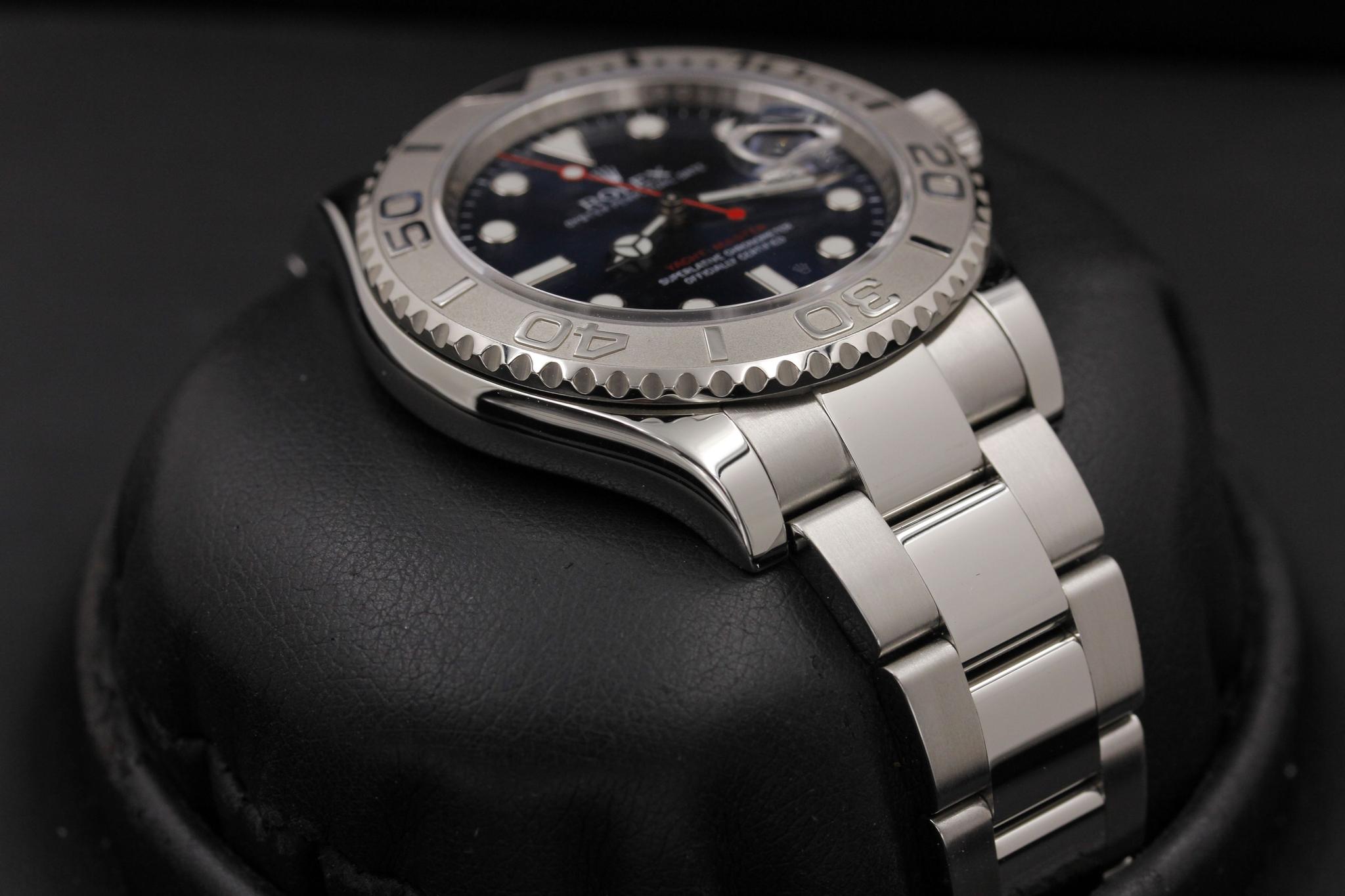 Watch Image 6