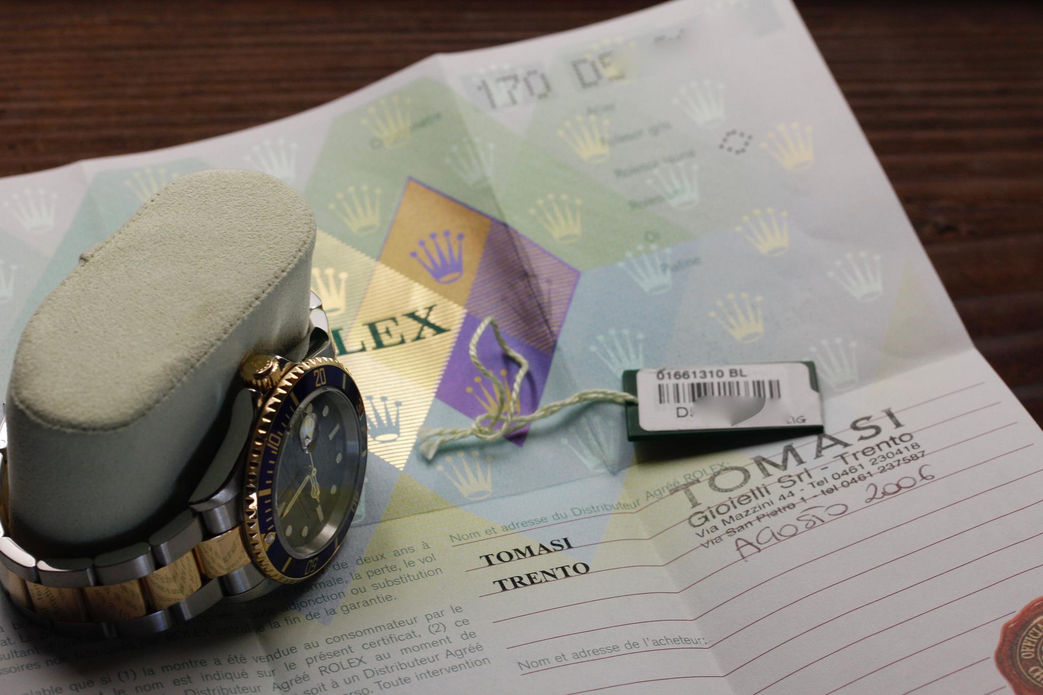 Watch Image 12
