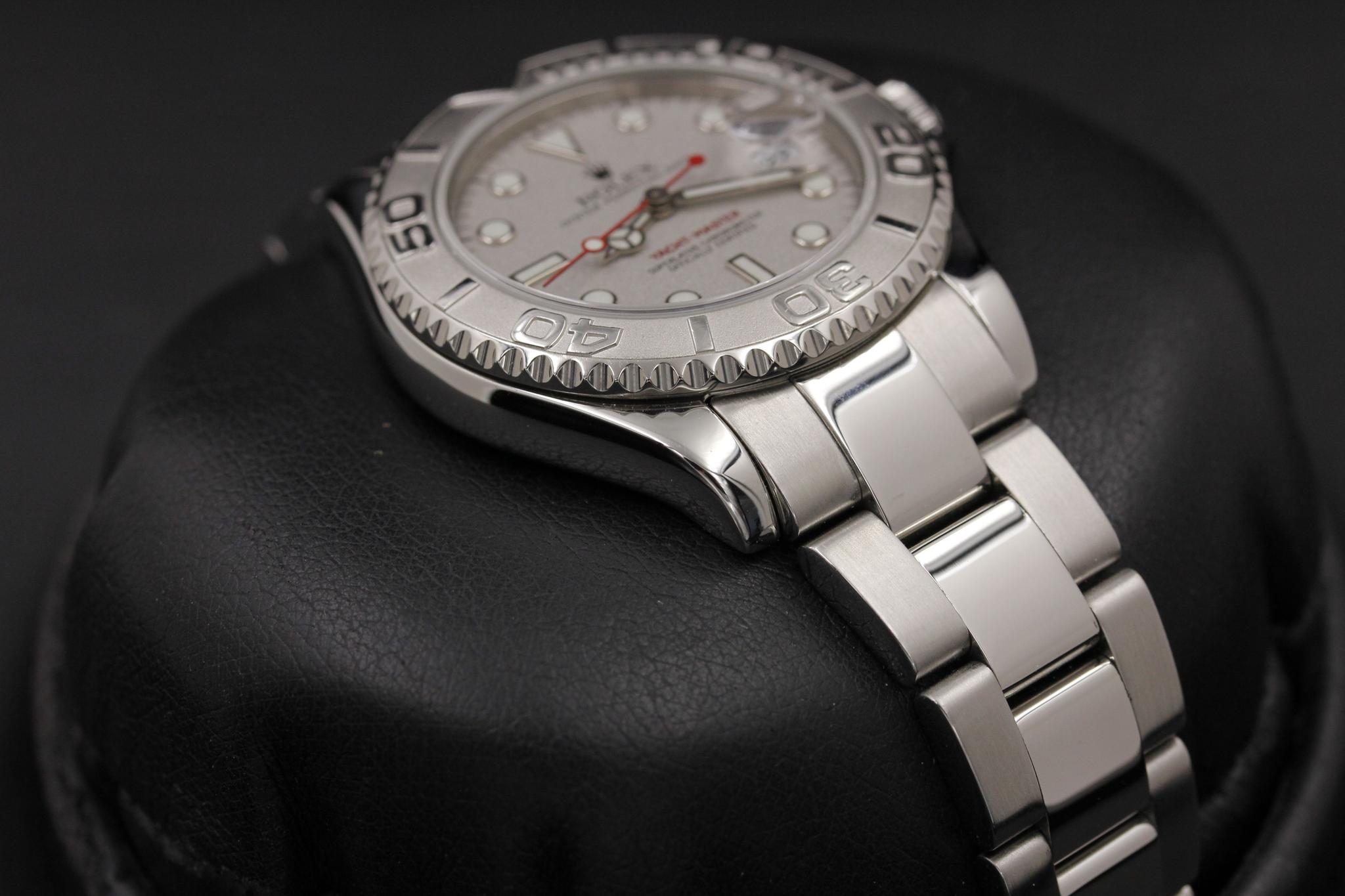 Watch Image 6