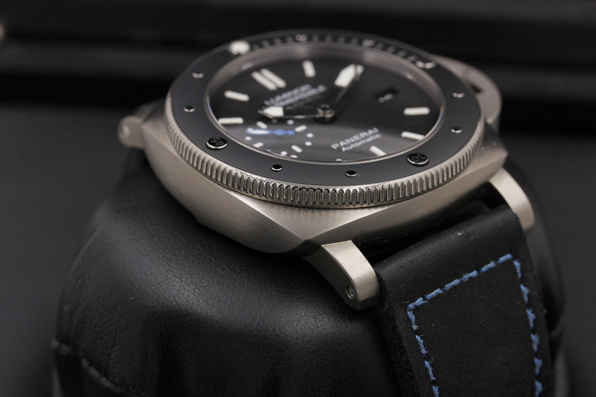 Watch Image 6
