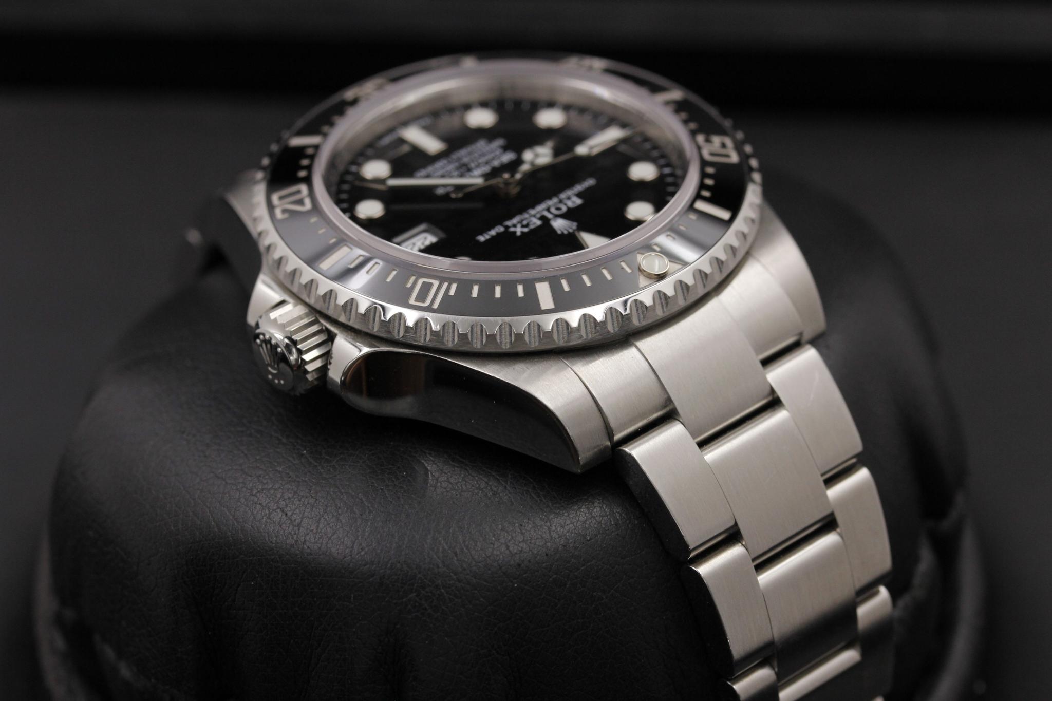 Watch Image 4