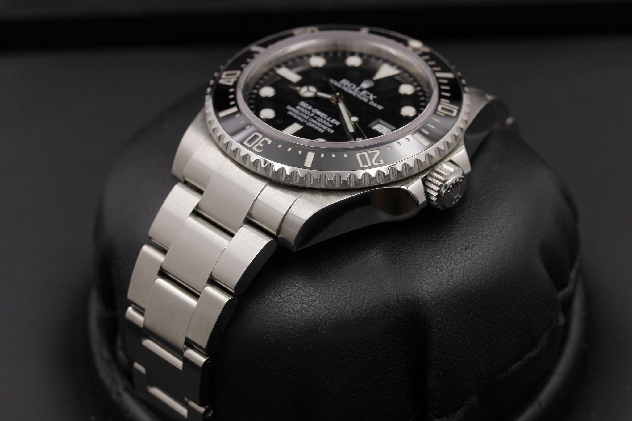 Watch Image 2