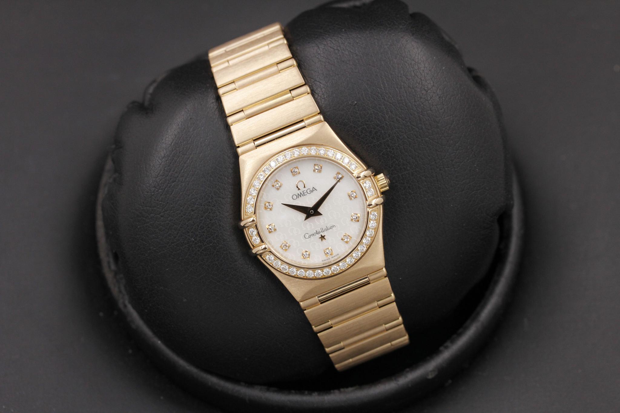 Watch Image 9