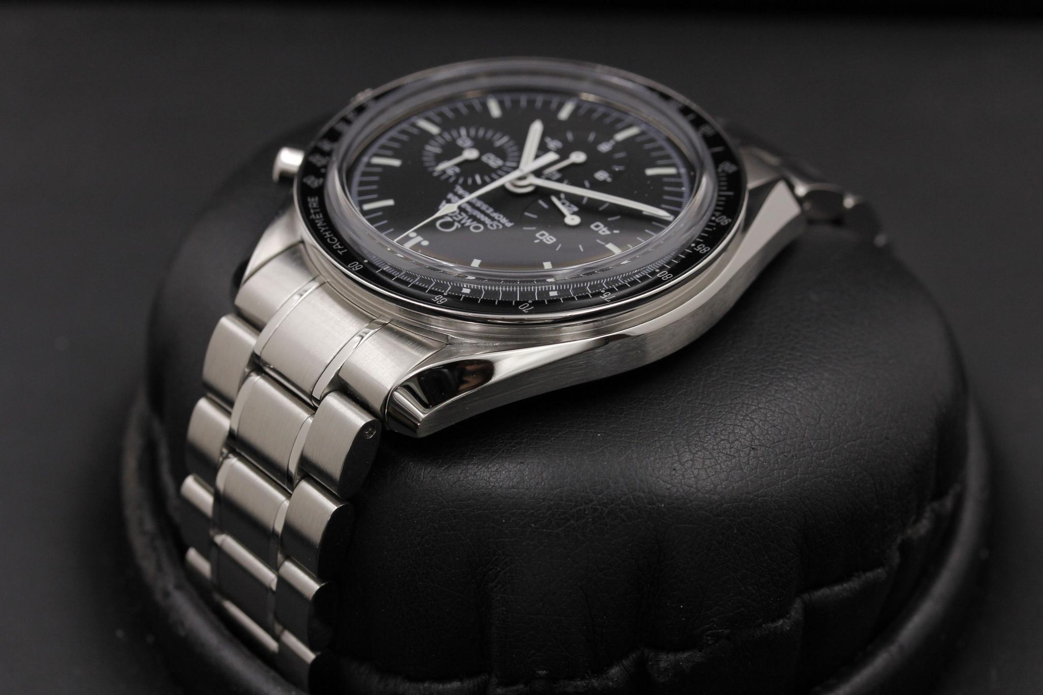 Watch Image 5