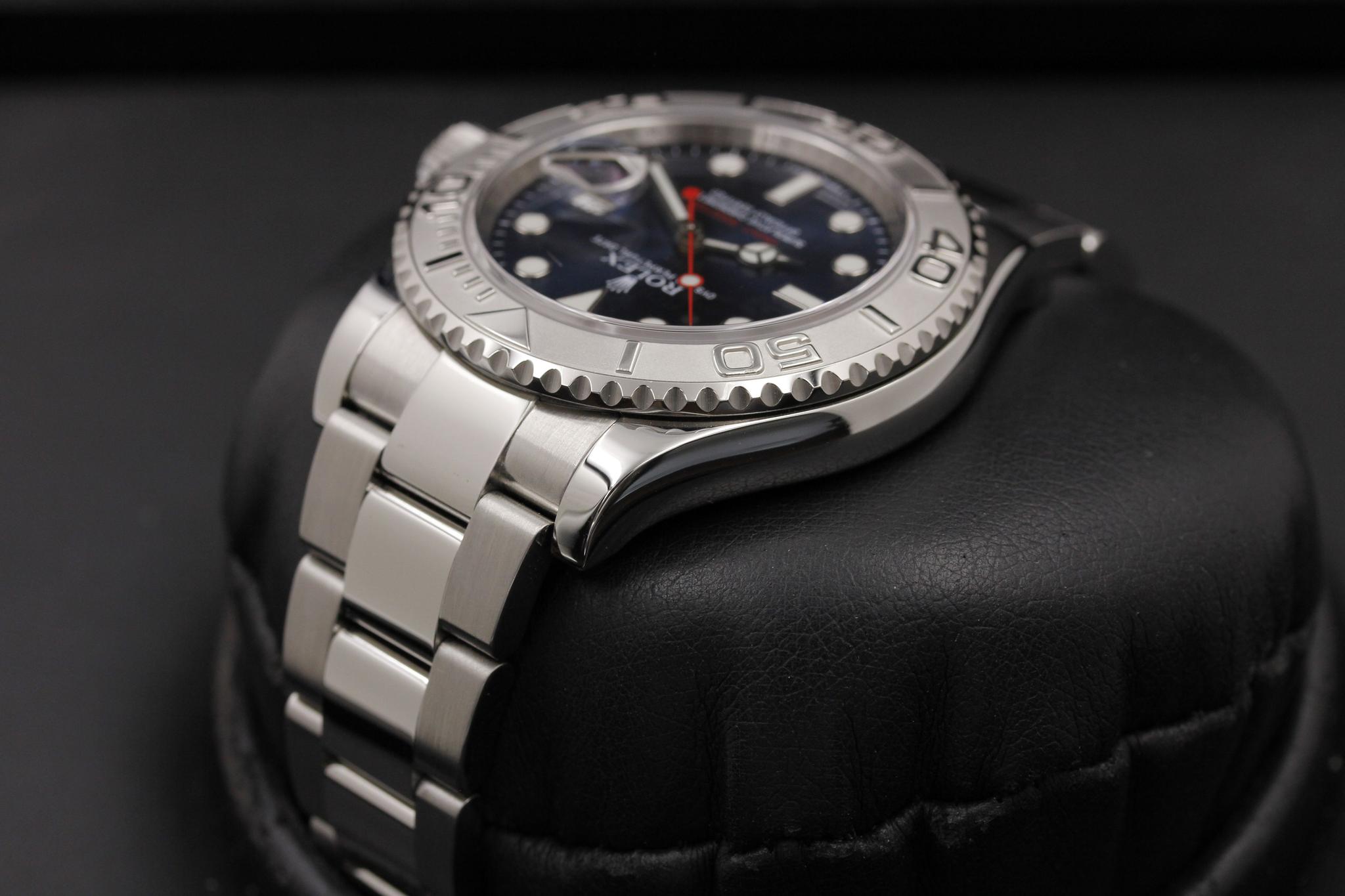 Watch Image 6