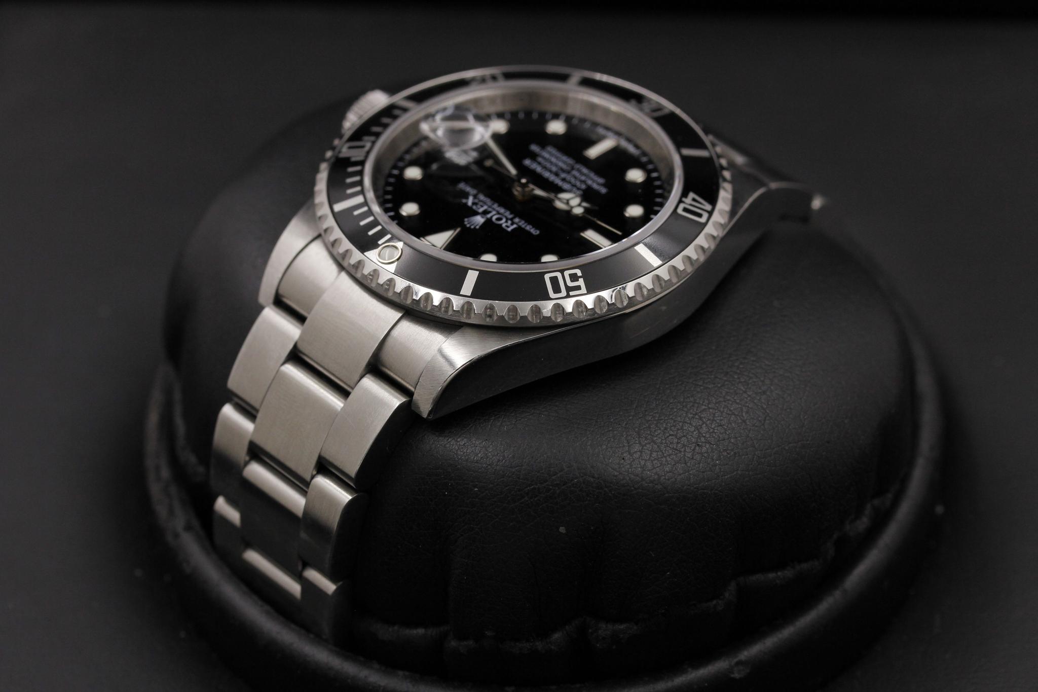 Watch Image 6